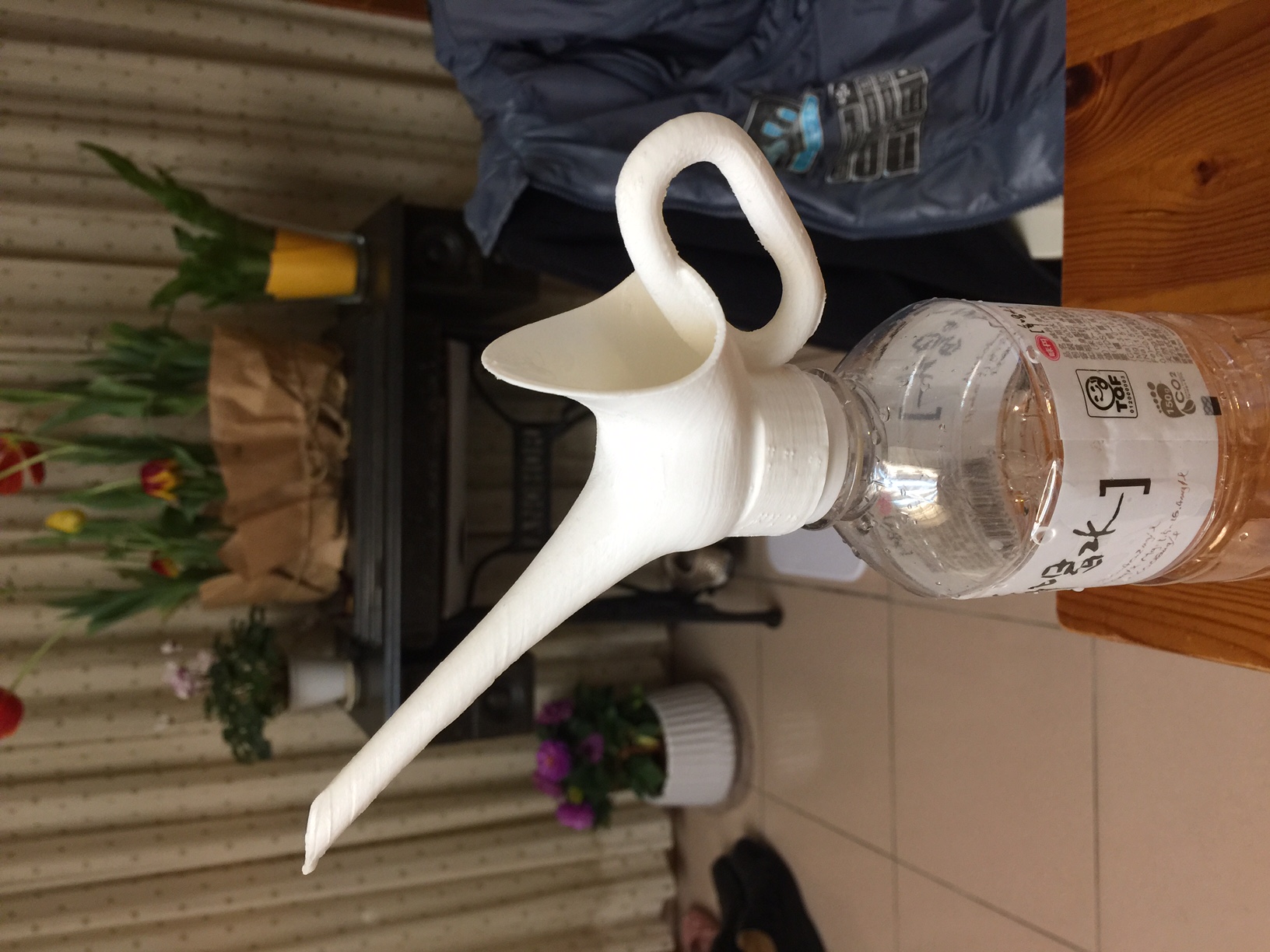 Watering connector for PET bottles