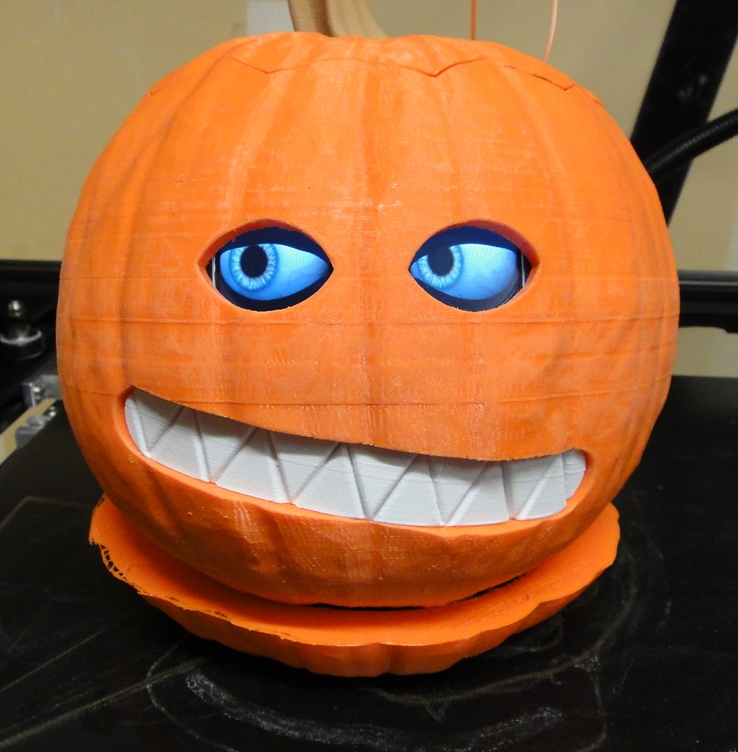 Animated Eyes Jack-O-Lantern