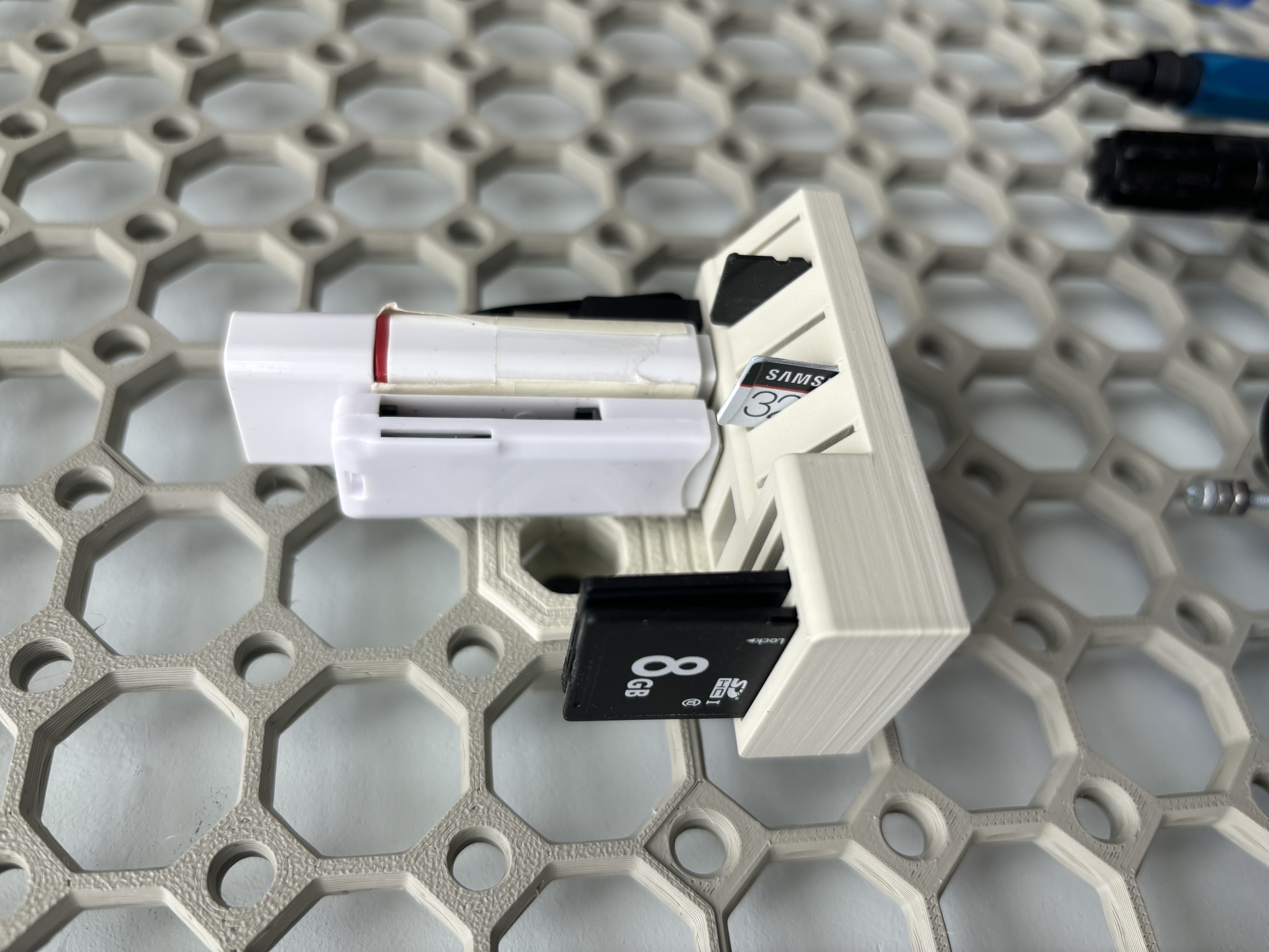 Multiboard USB & SD holder (push fit)
