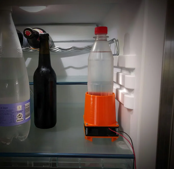 Bottle cooler for the fridge
