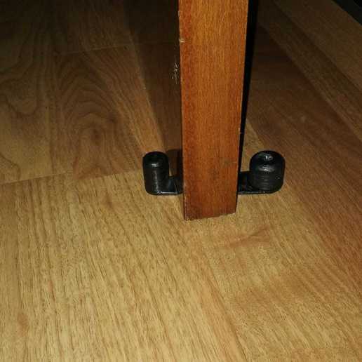 Tope puerta con retenedor