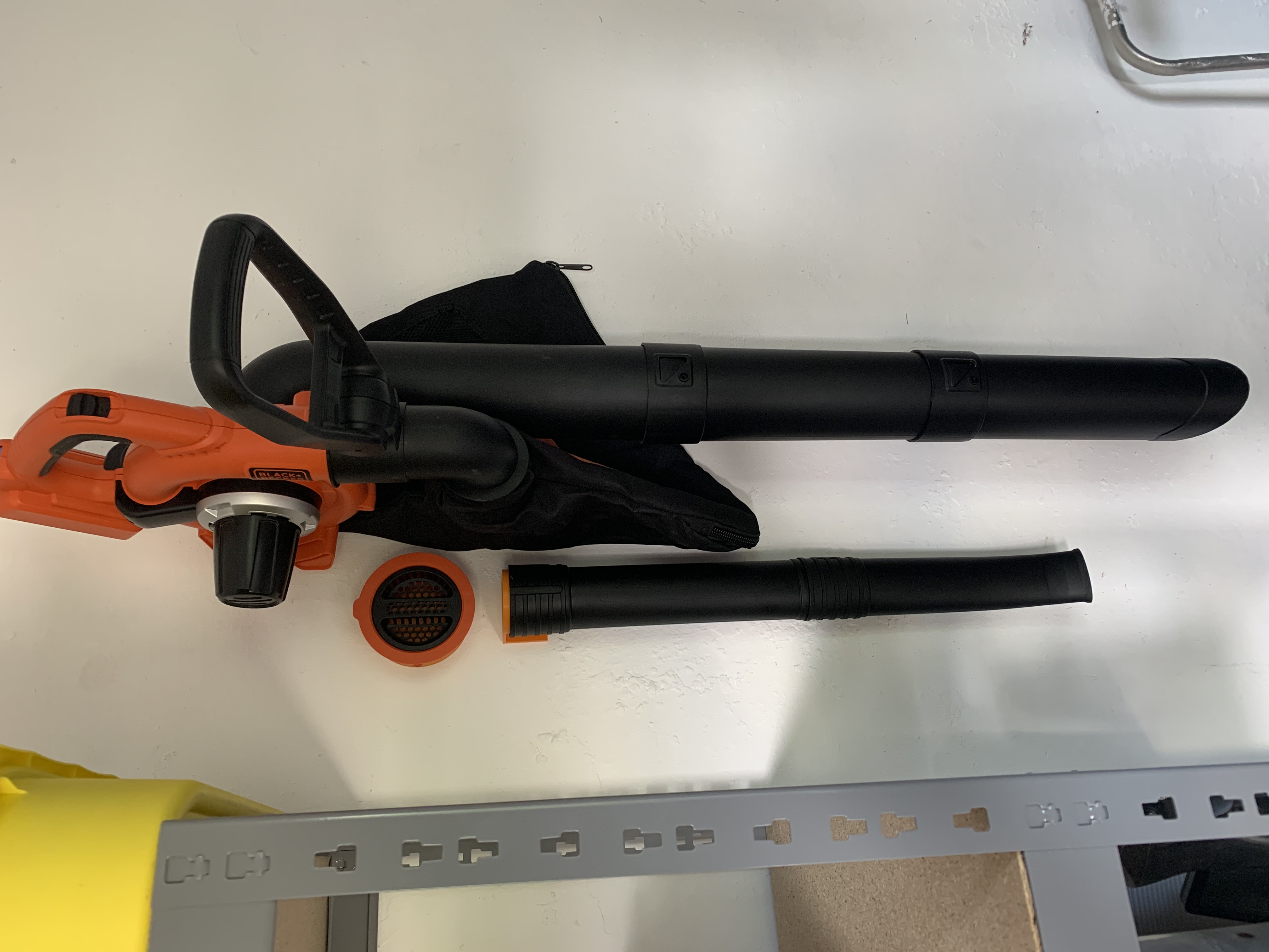 Black+Decker Leafblower GWC3600L20