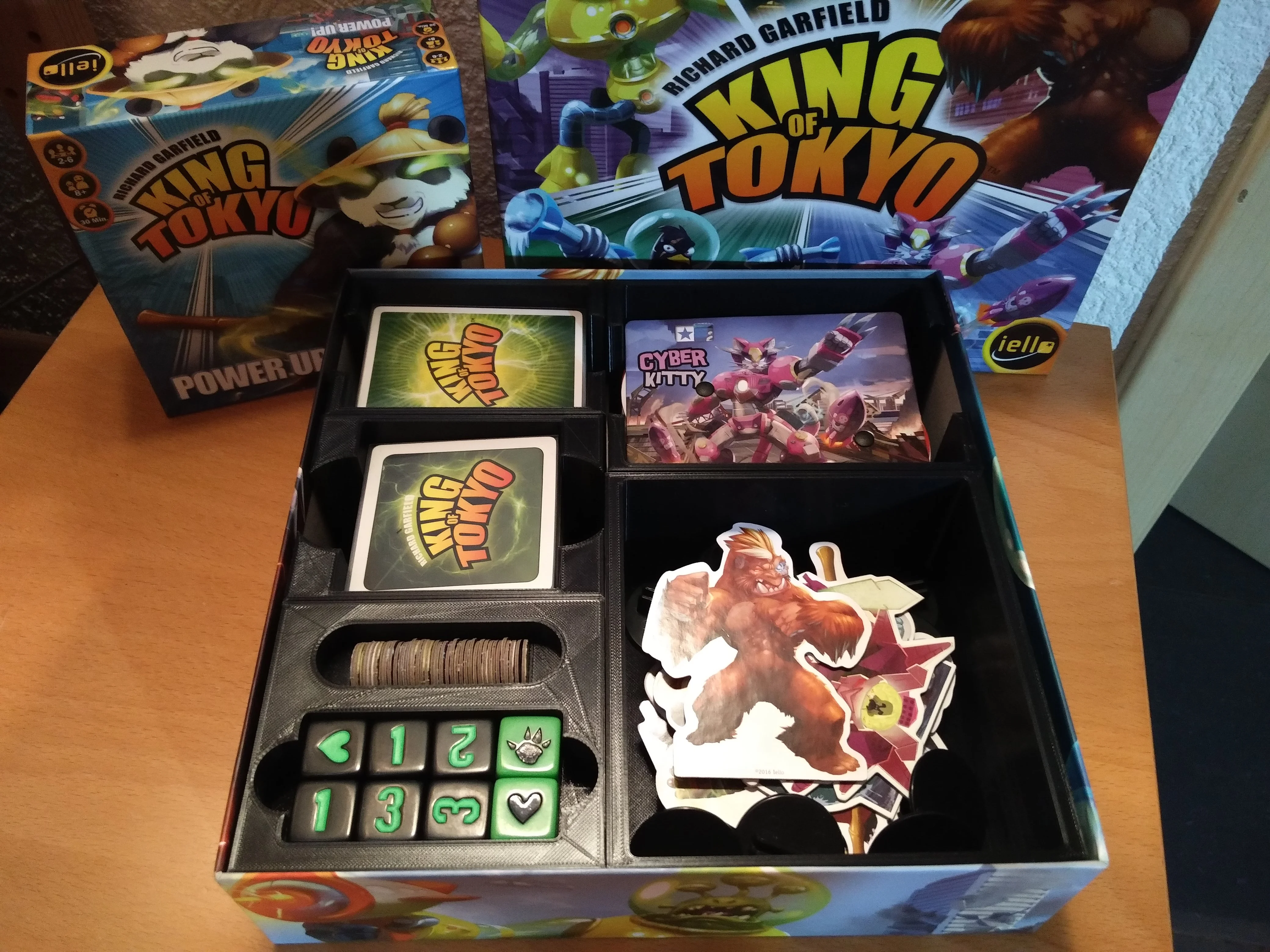 King of Tokyo insert - sleeved cards holder (incl. Power up)