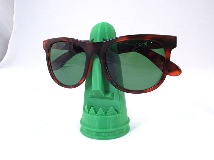 Tiki Sunglass Holder