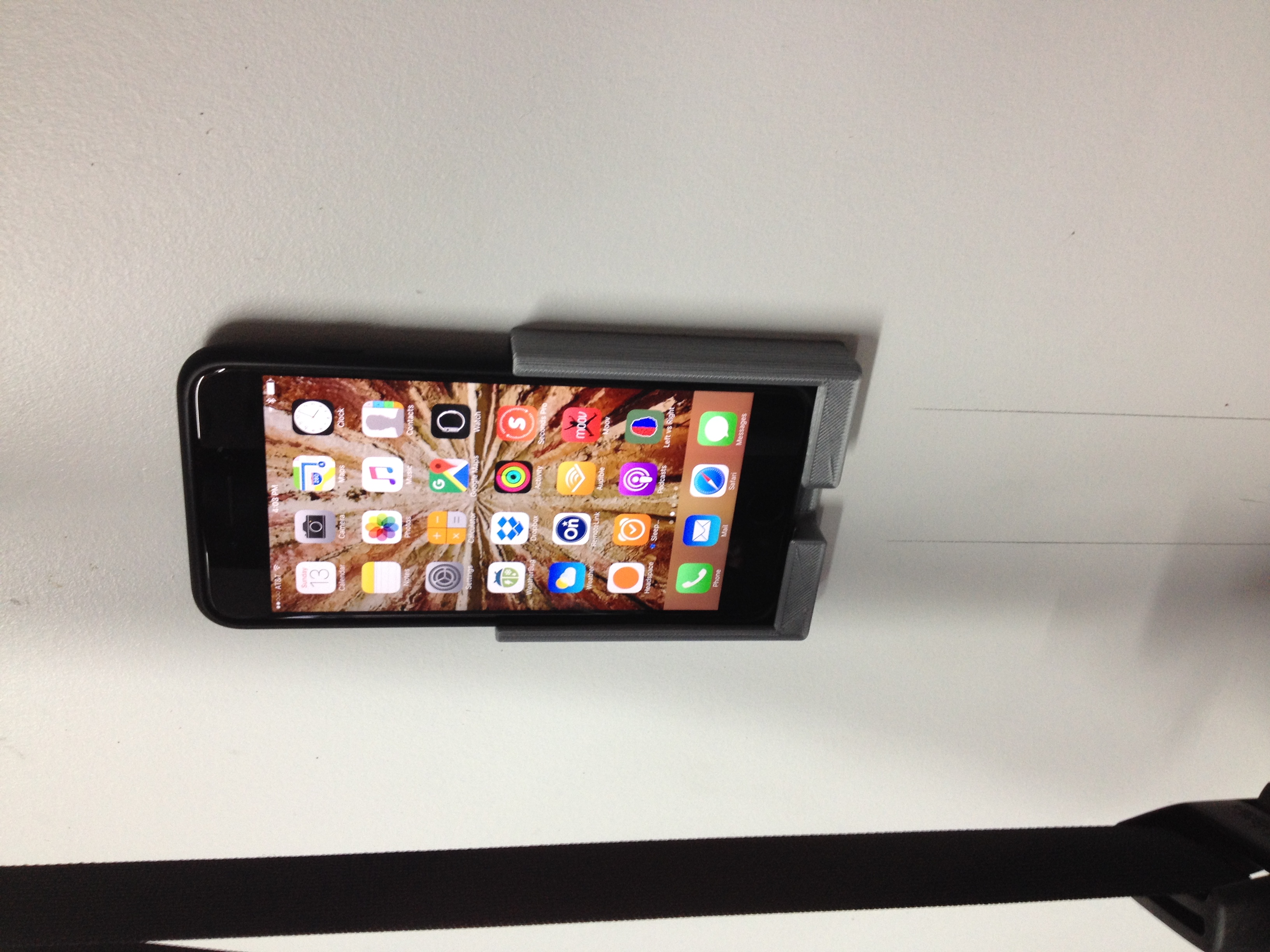 iPhone 7 Plus Wall Mount