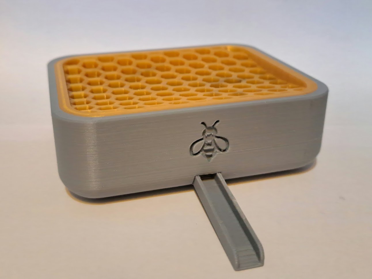 Soap dish with drain / Seifenschale mit ablauf