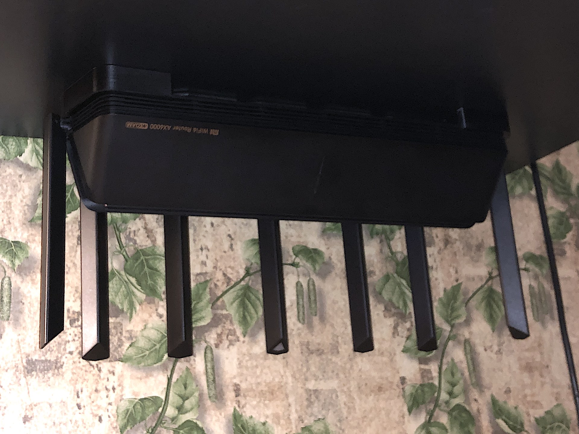 Xiaomi AX6000 router bottom up mount