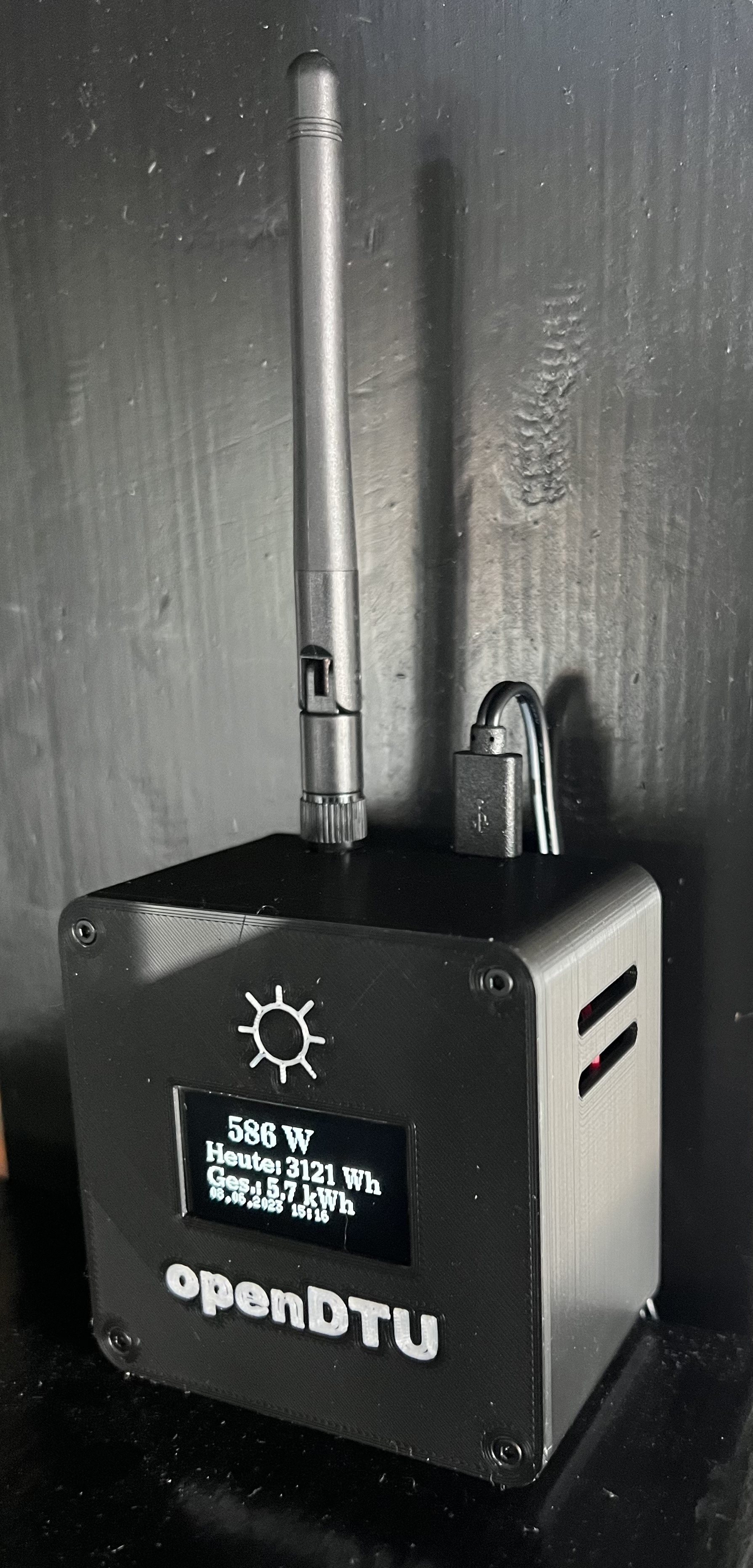 OpenDTU Case with OLED Display (SH1106 / SSD1306)