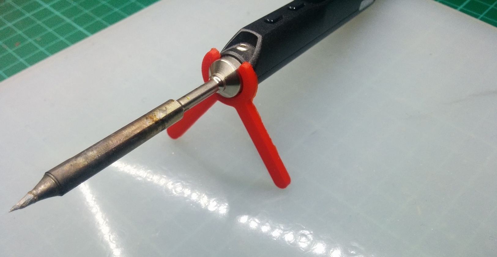 TS100 portable Holder