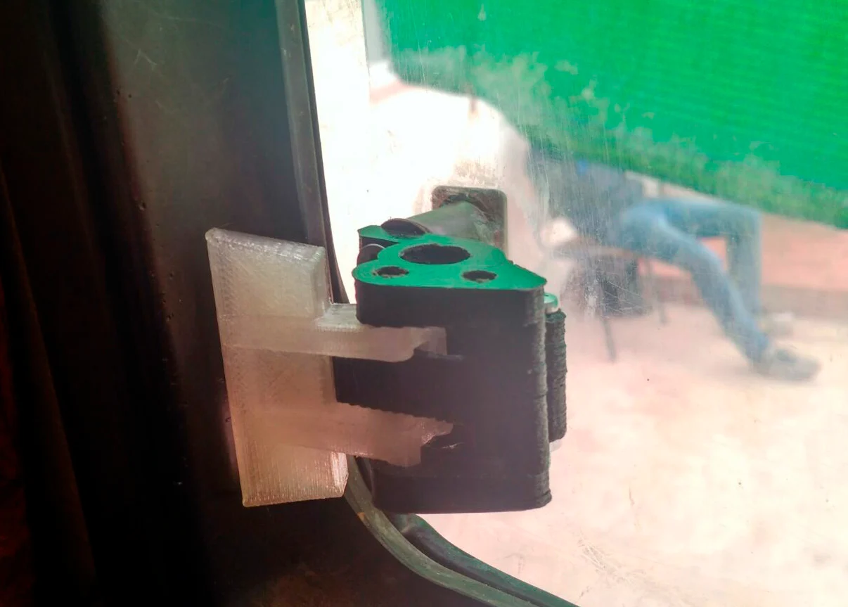 Window handle caravan Coronet Royale