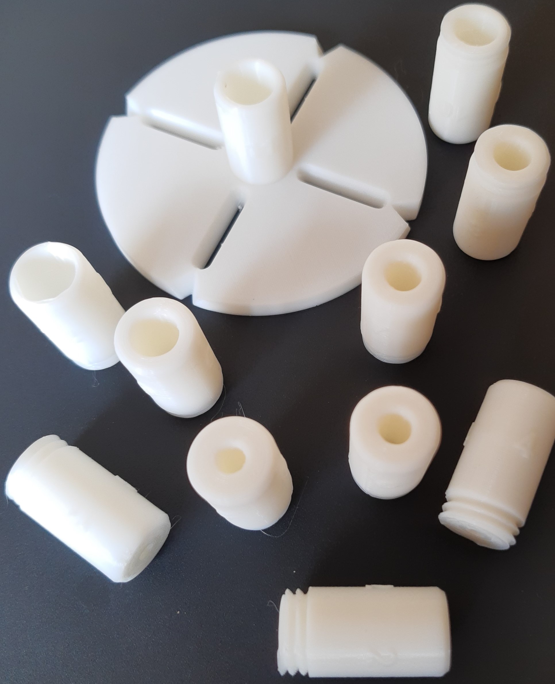 Drill Guide with interchangeable bushings