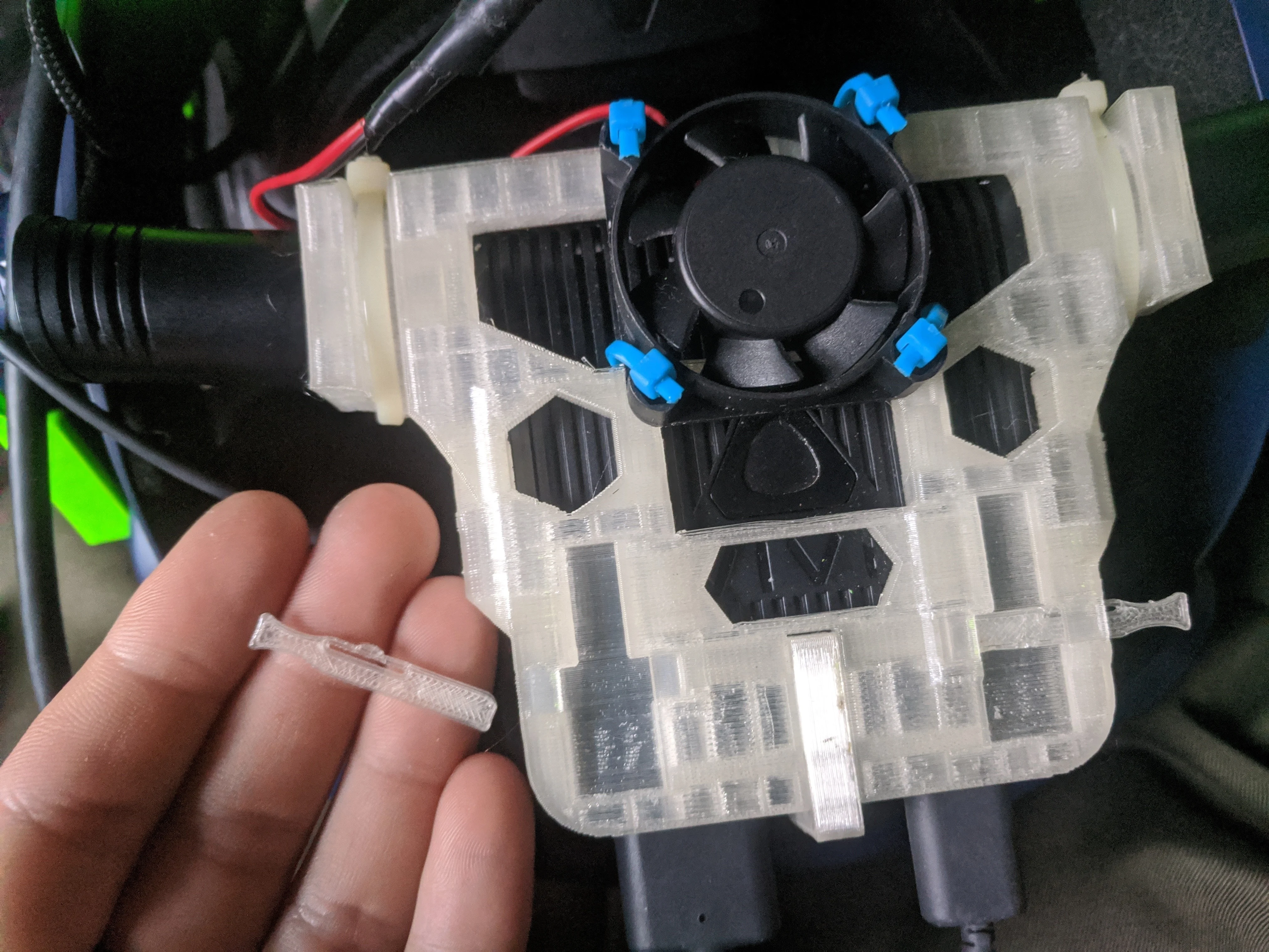 HEAVY Vive Wireless Battery Mount