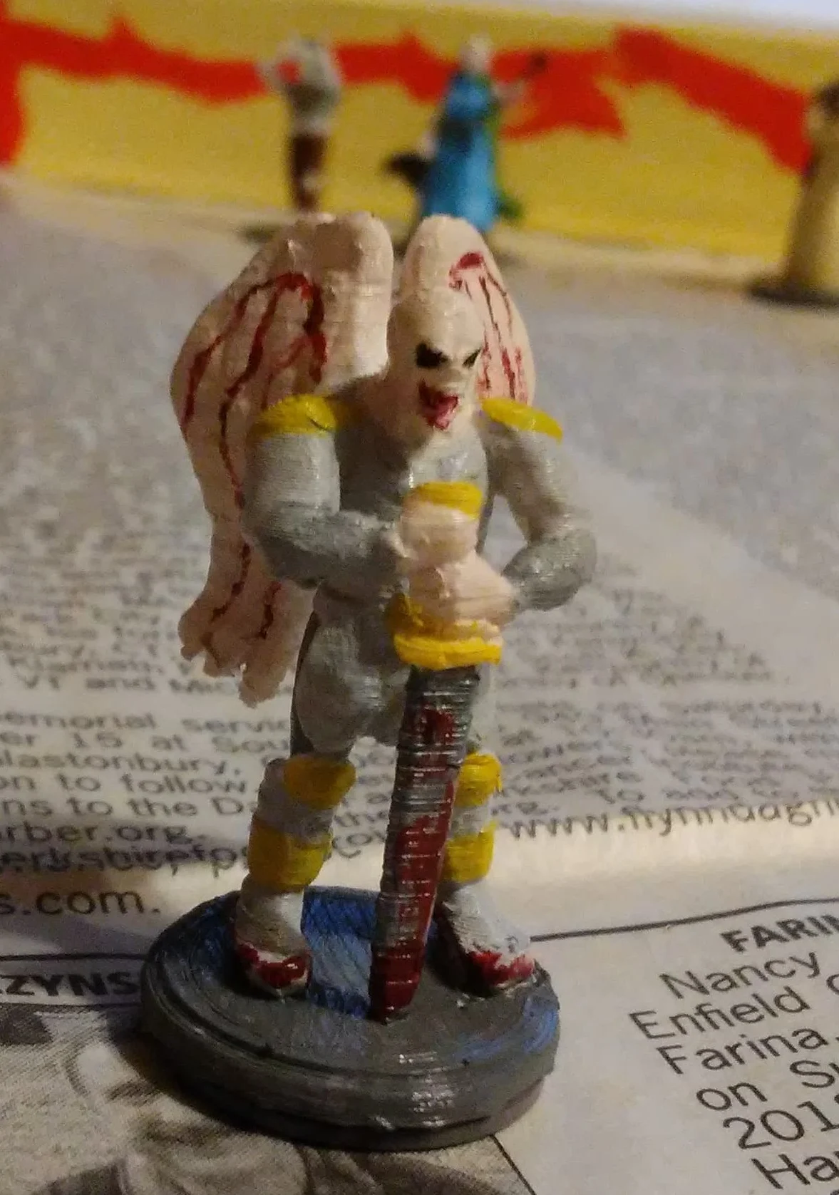RPG mini - Corrupted Aasimar Paladin Male