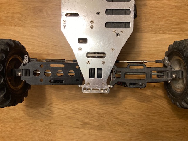 Reely Detonator Wishbone - RC Monstertruck