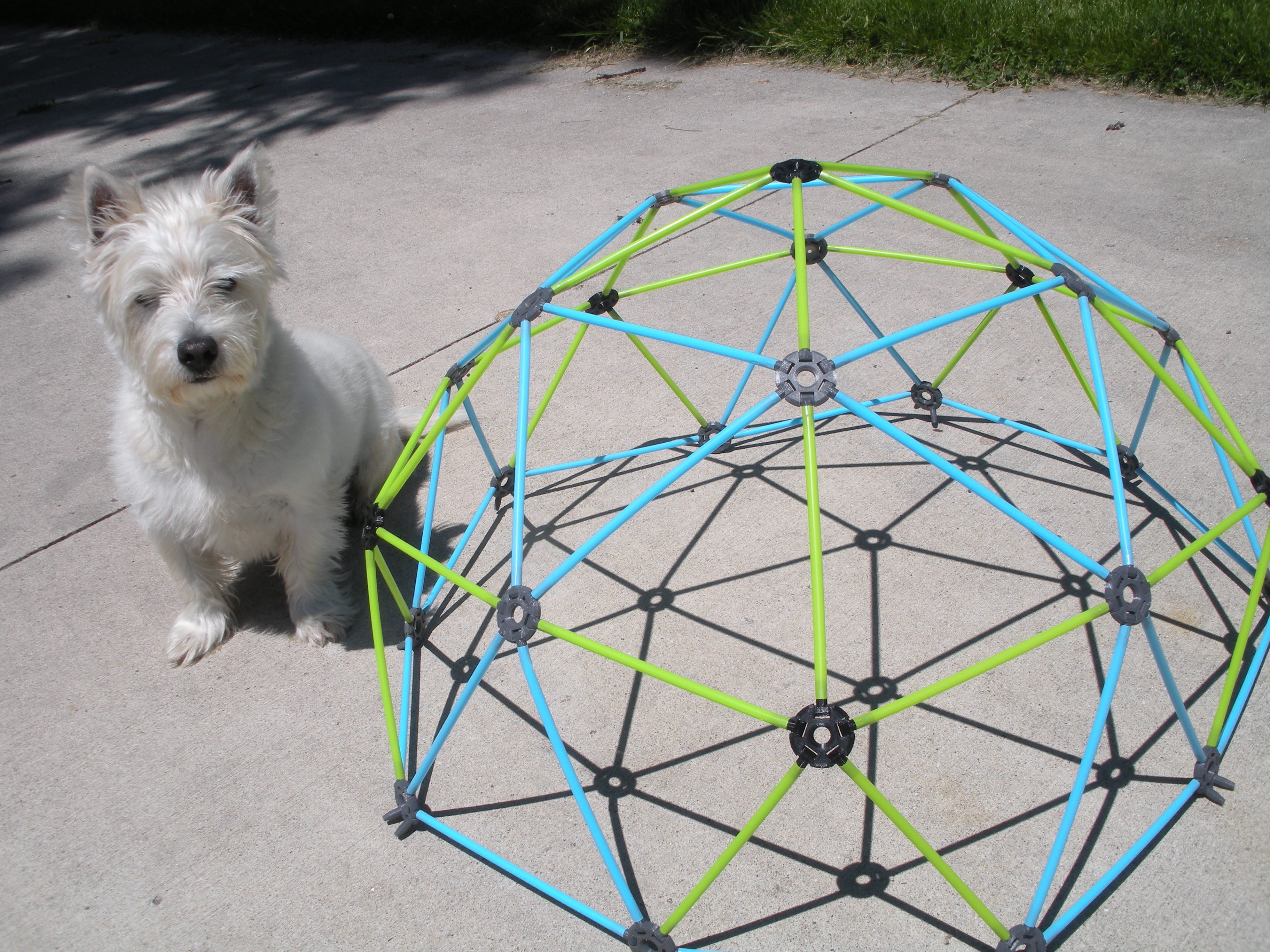 Geodesic dome hubs