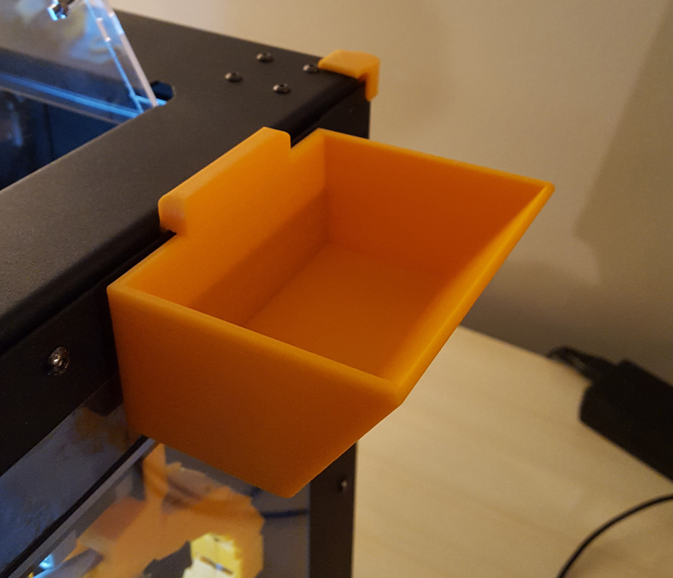 Qidi Tech / Flashforge Creator Pro Parts Utility Bin - Hang on side with no tooling