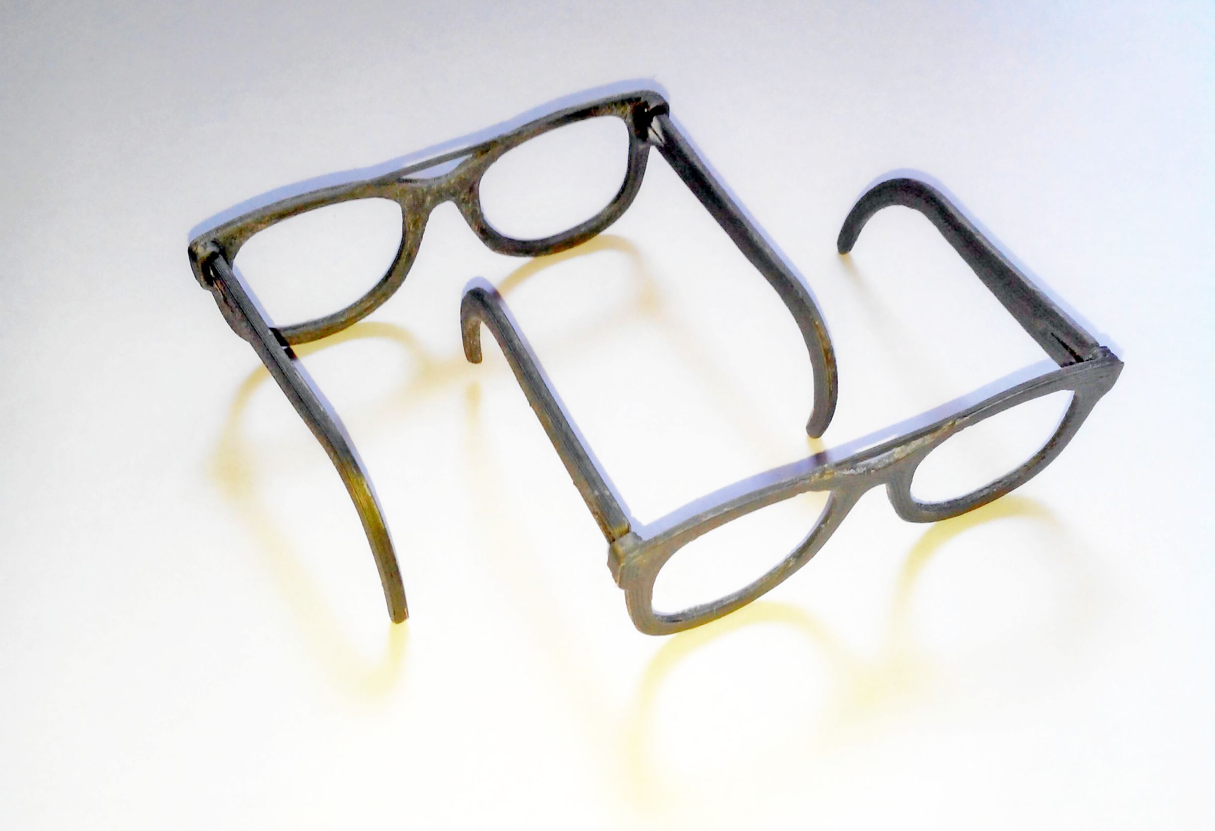 Glasses for dolls