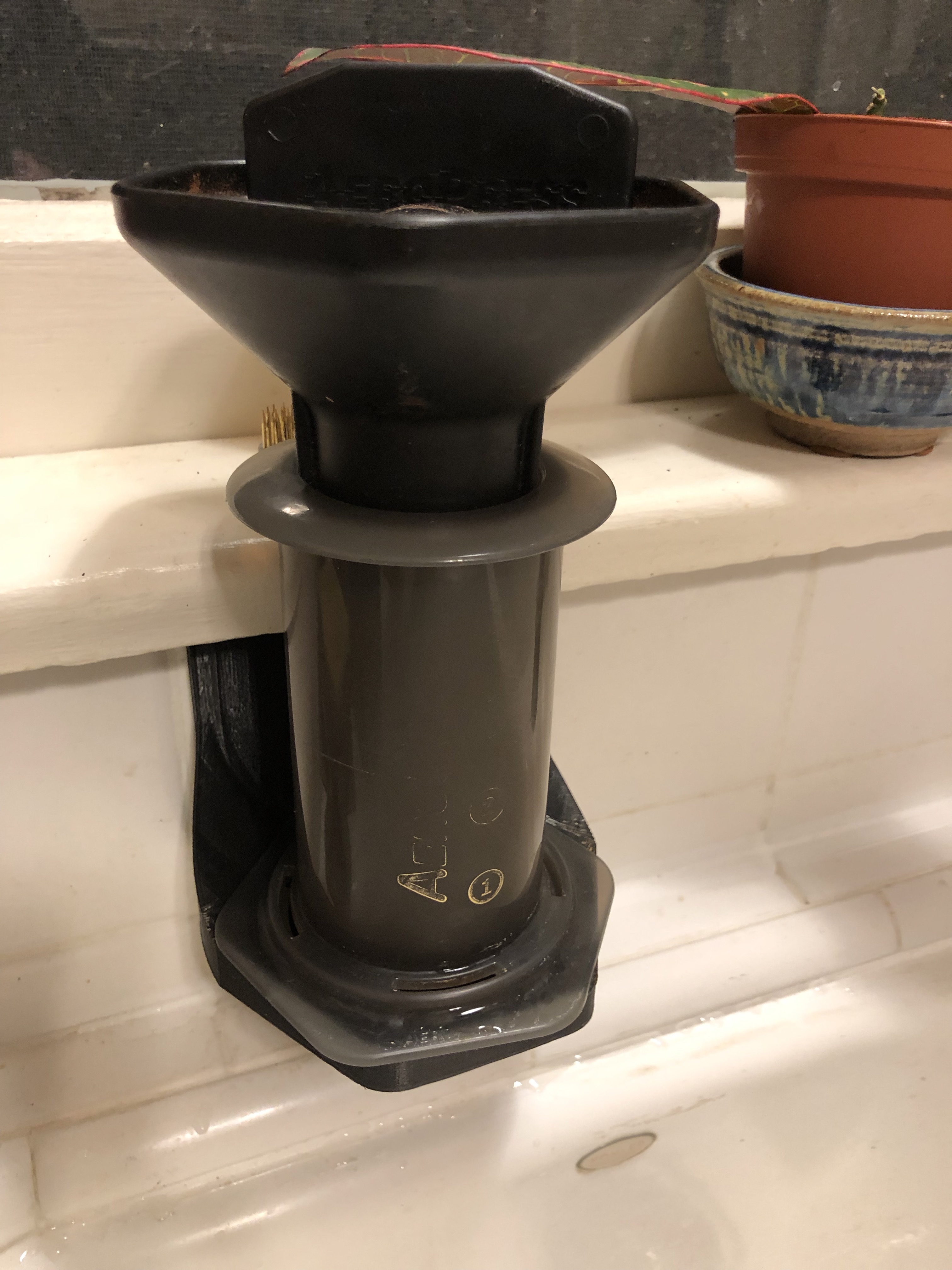 AeroPress universal mountable drying stand