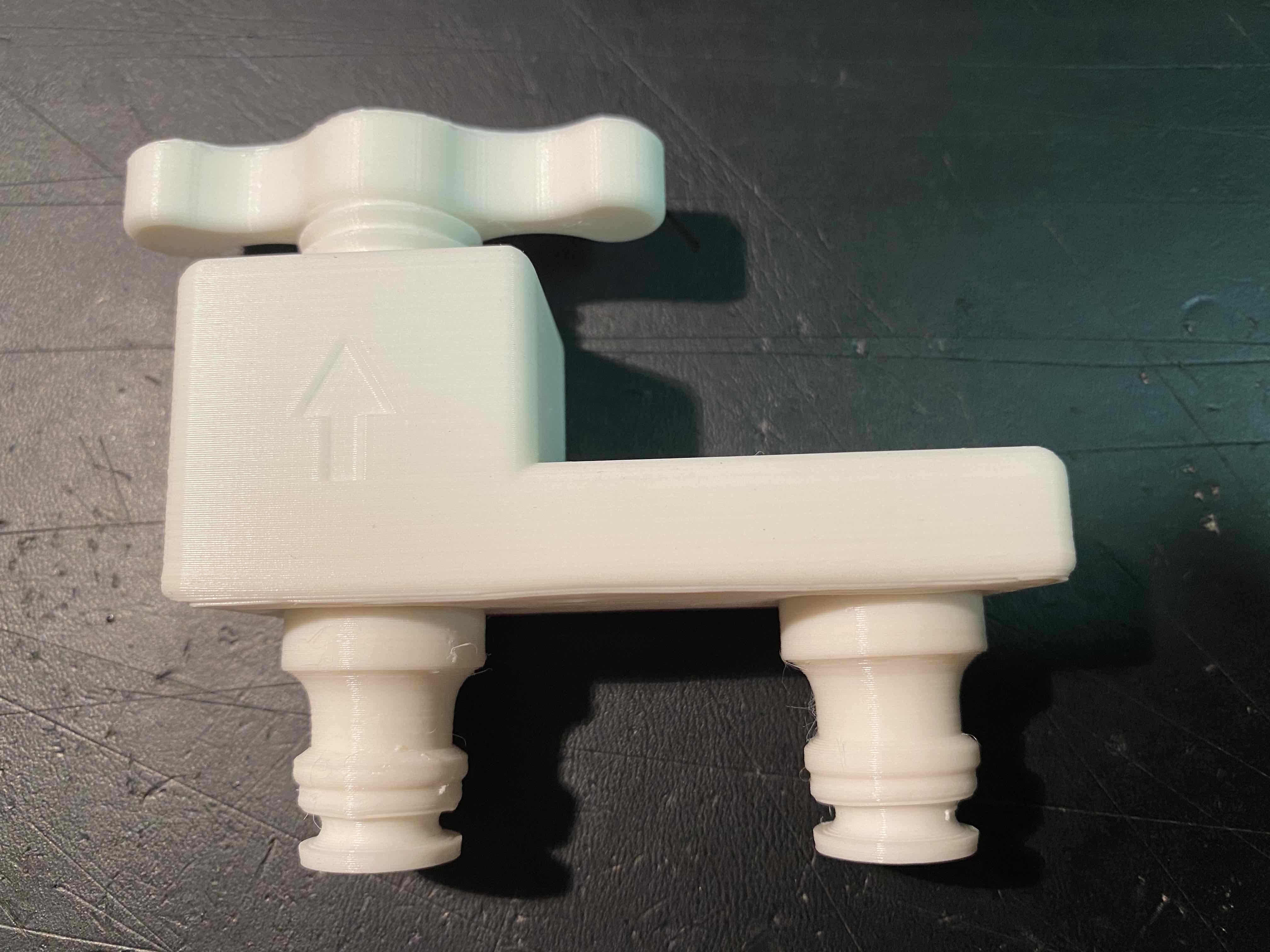 Llave de paso. Grifo. Conector Gardena. Gardena