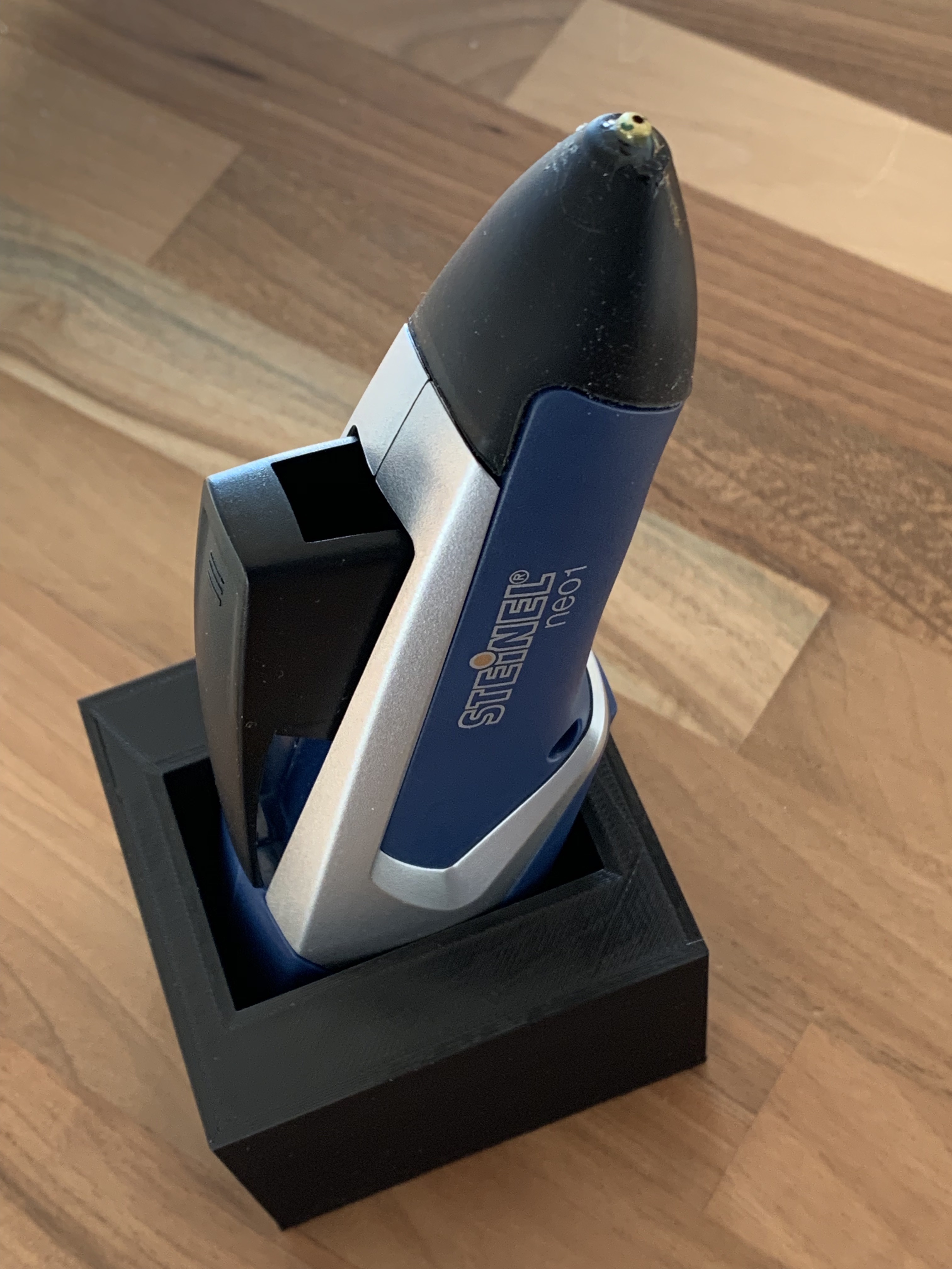 Simple Hot Glue holder