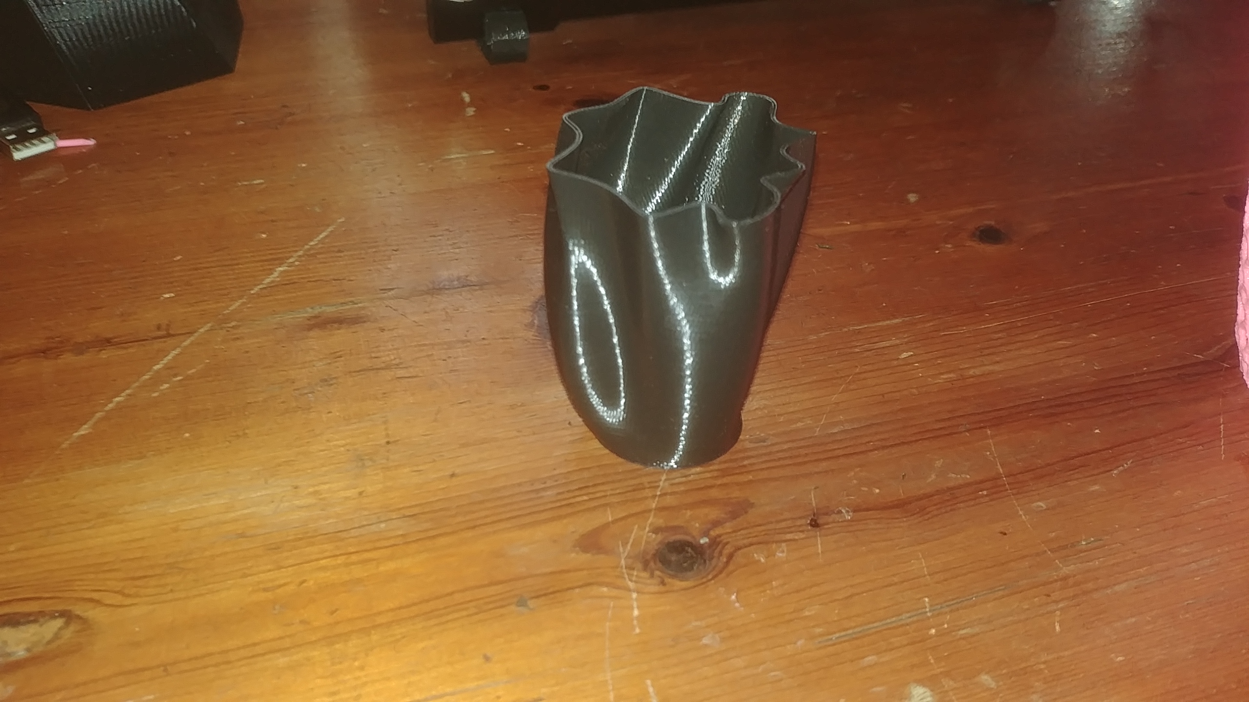 Wavy Vase (Vase Mode Compatible)