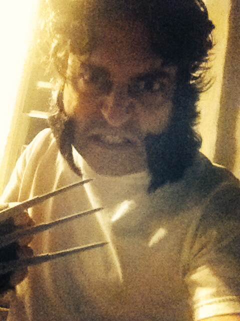 Extending Wolverine Claws