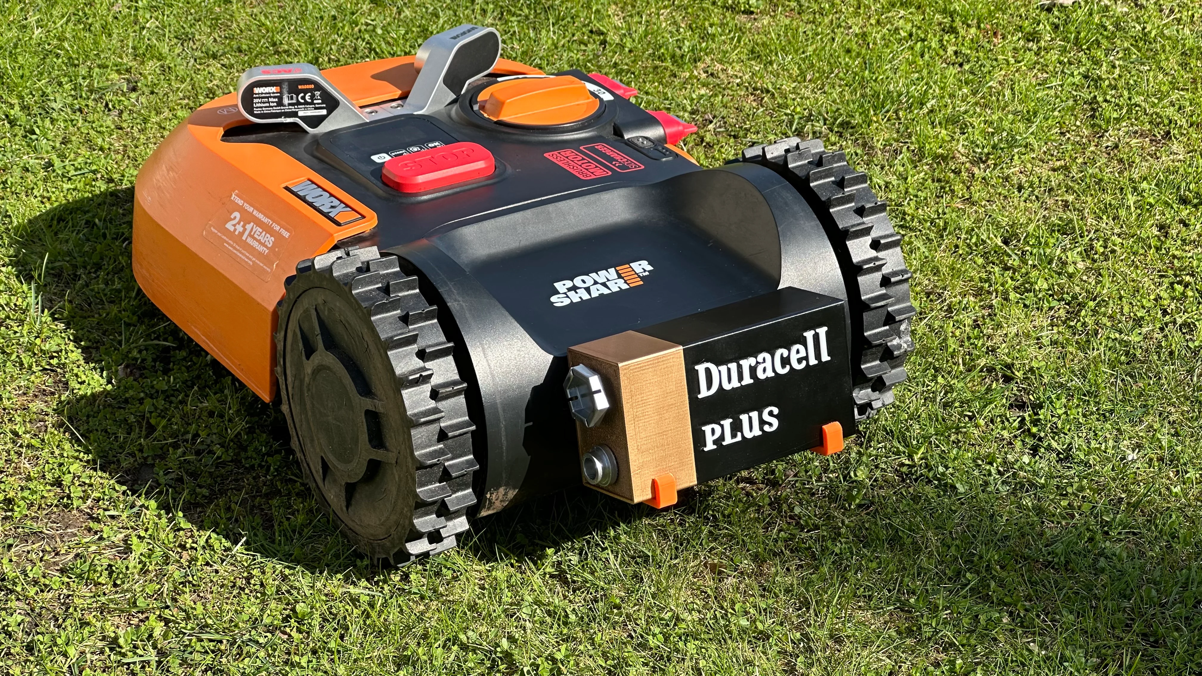 Counterweight for the Landroid robotic lawnmower (9v battery style)
