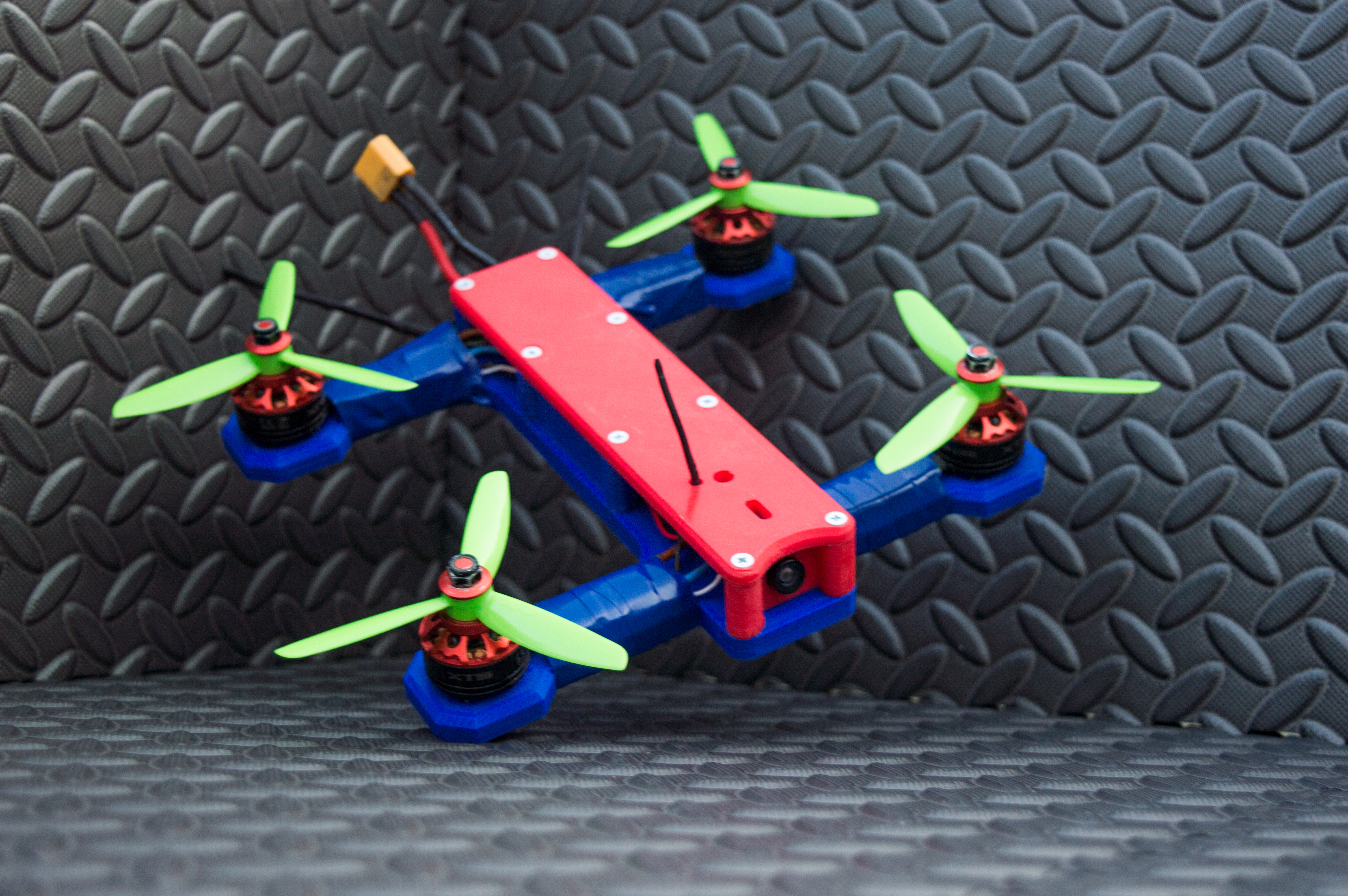 4 inch fredstyle drone