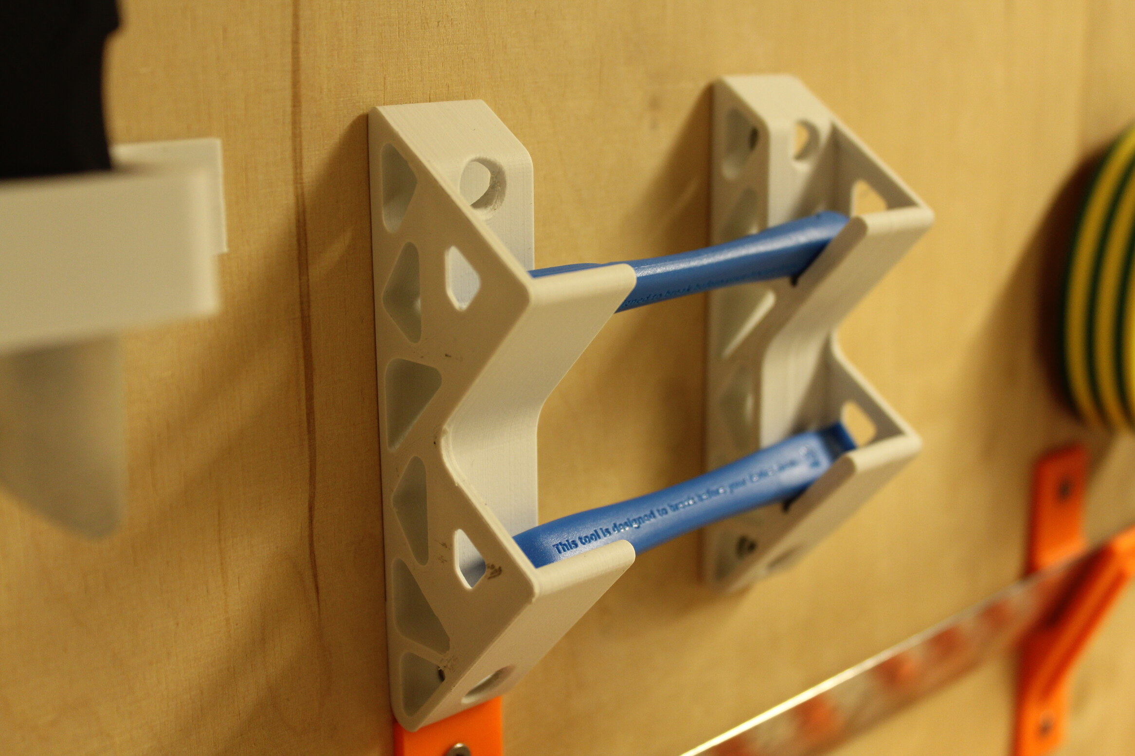 iFixit Opening Tool compatible wall mount
