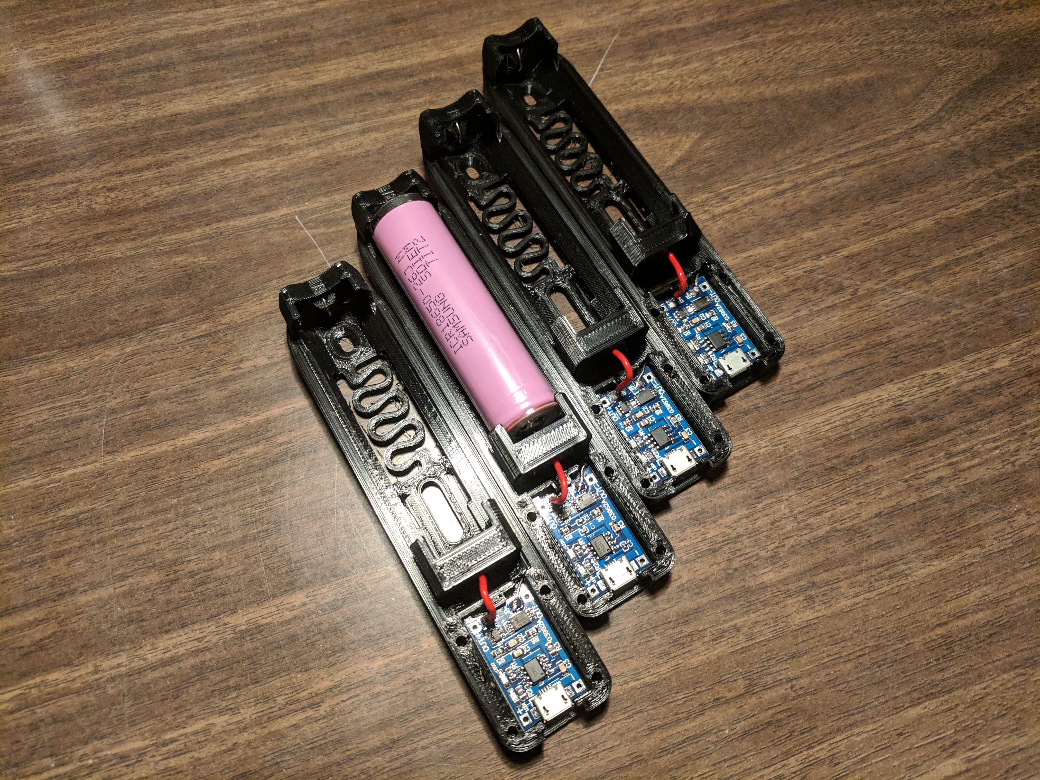 18650 Protected Battery Charger with Spring for Narrow TP4056