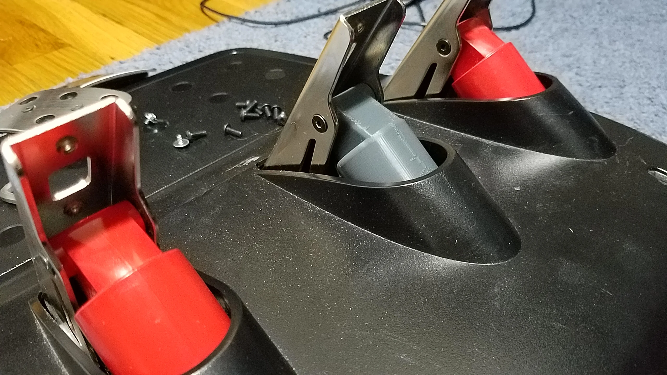 Logitech G25 (G27/G29 too?) Pedal Piston