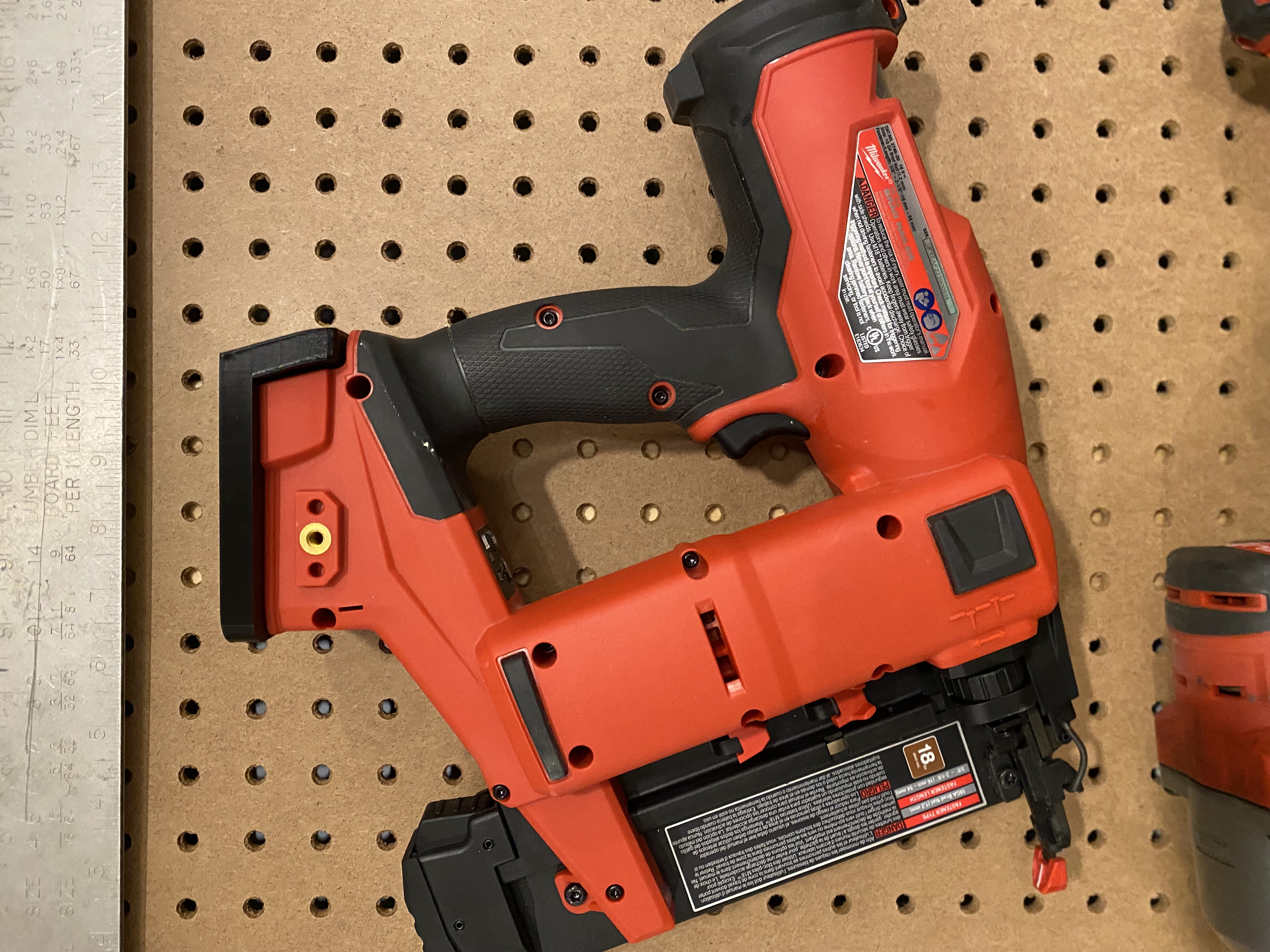 Milwaukee M18 Brad Nailer Tool Mount