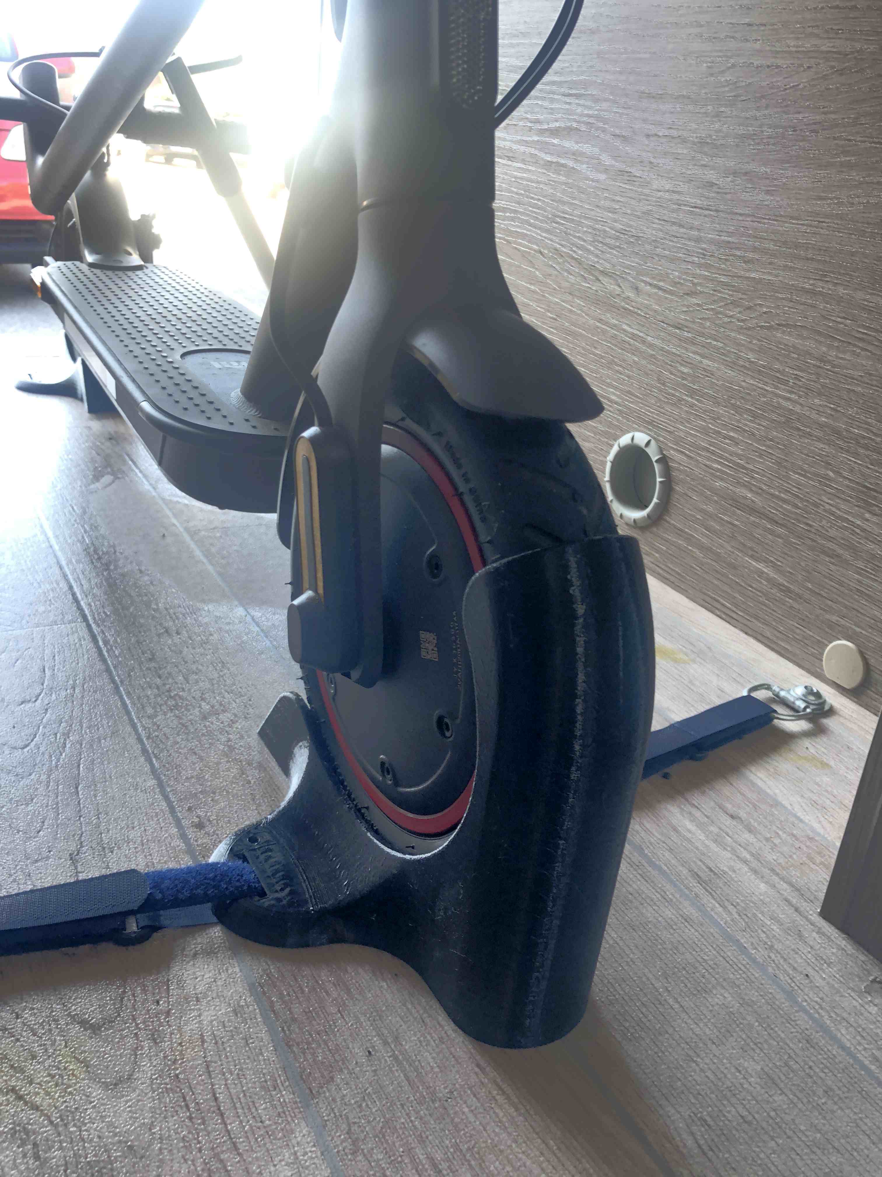 e-Scooter stand for car transportation / e-Scooter-Ständer für den Transport im Auto