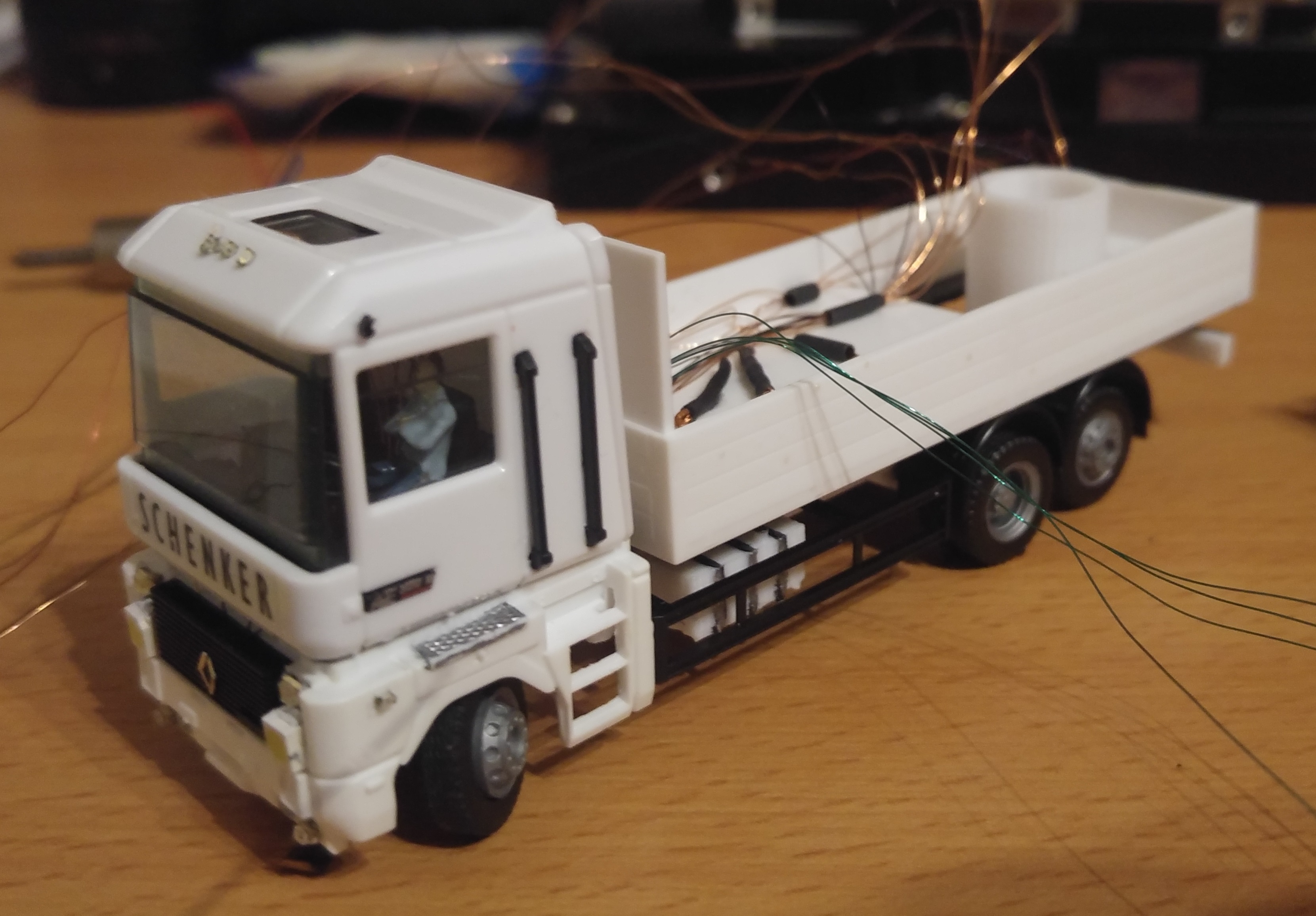 Renault Magnum for Car System 1/87