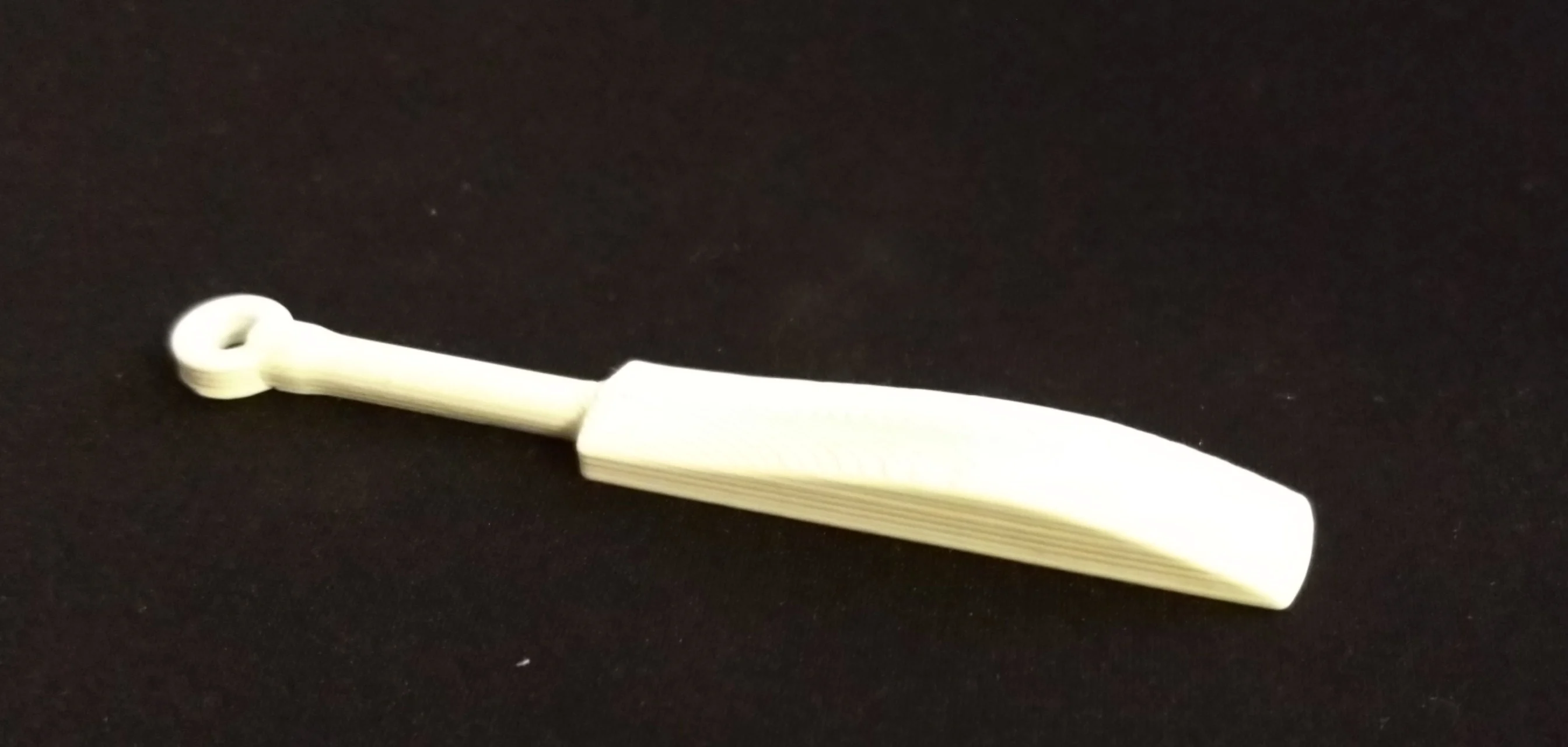 Cricket bat keyring