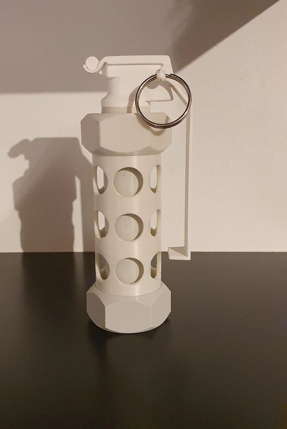 Flashbang Prop (Optionally Springloaded!)