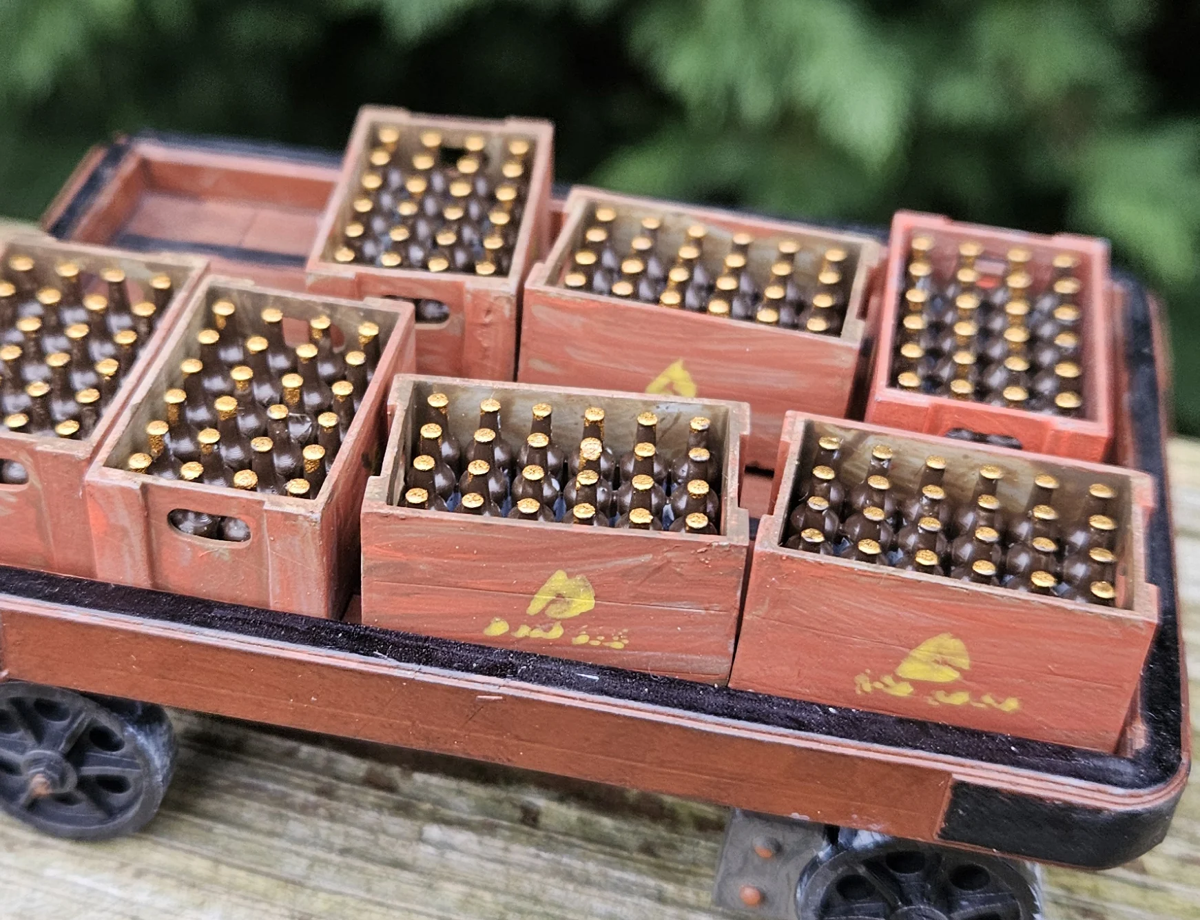 Beer Bottles and Crates. 1:19 Scale