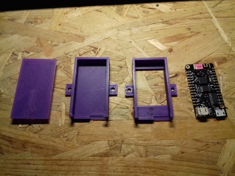 LOLIN32 Lite case (with reset button)