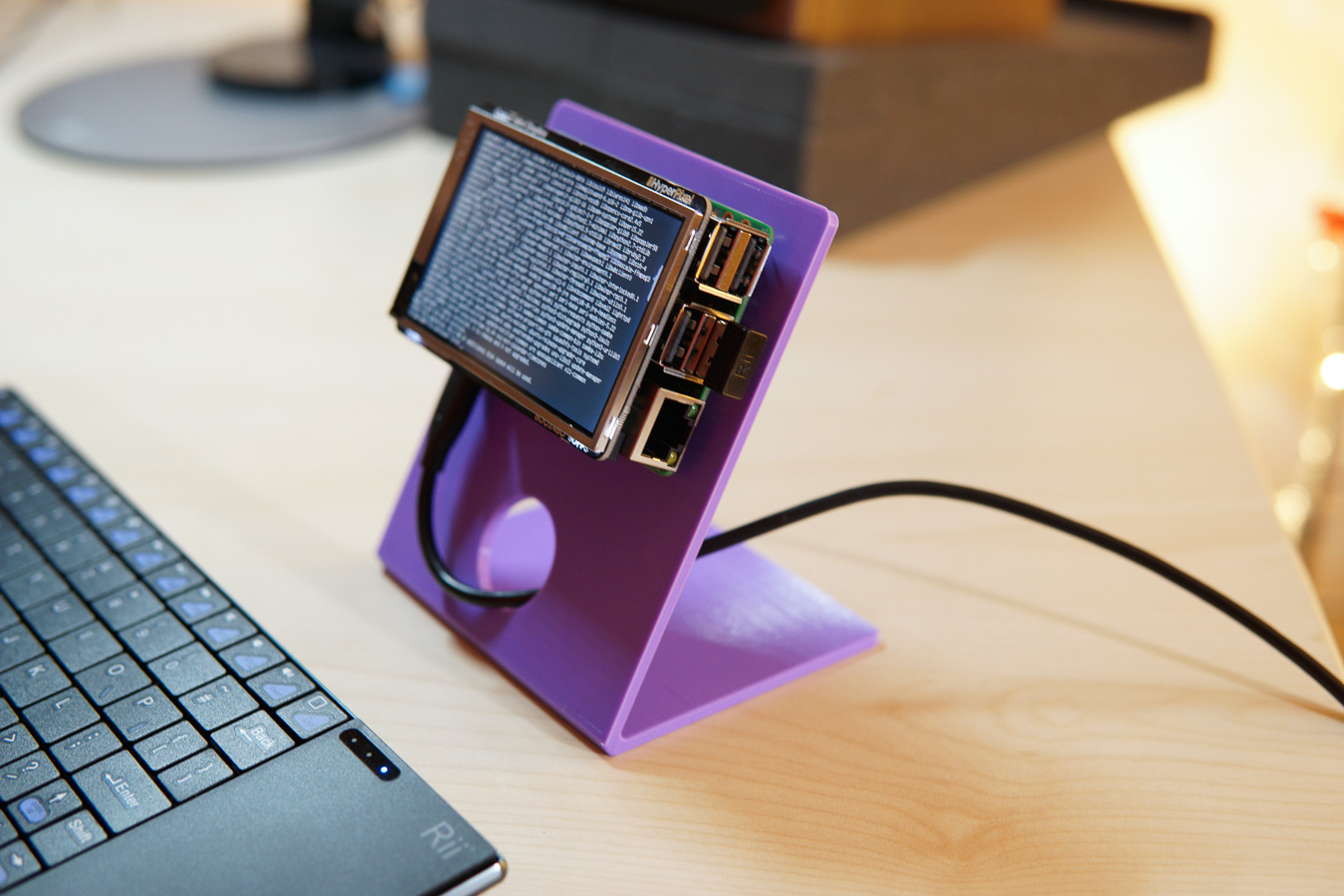 Raspberry Pi 3B stand (Adafruit style)