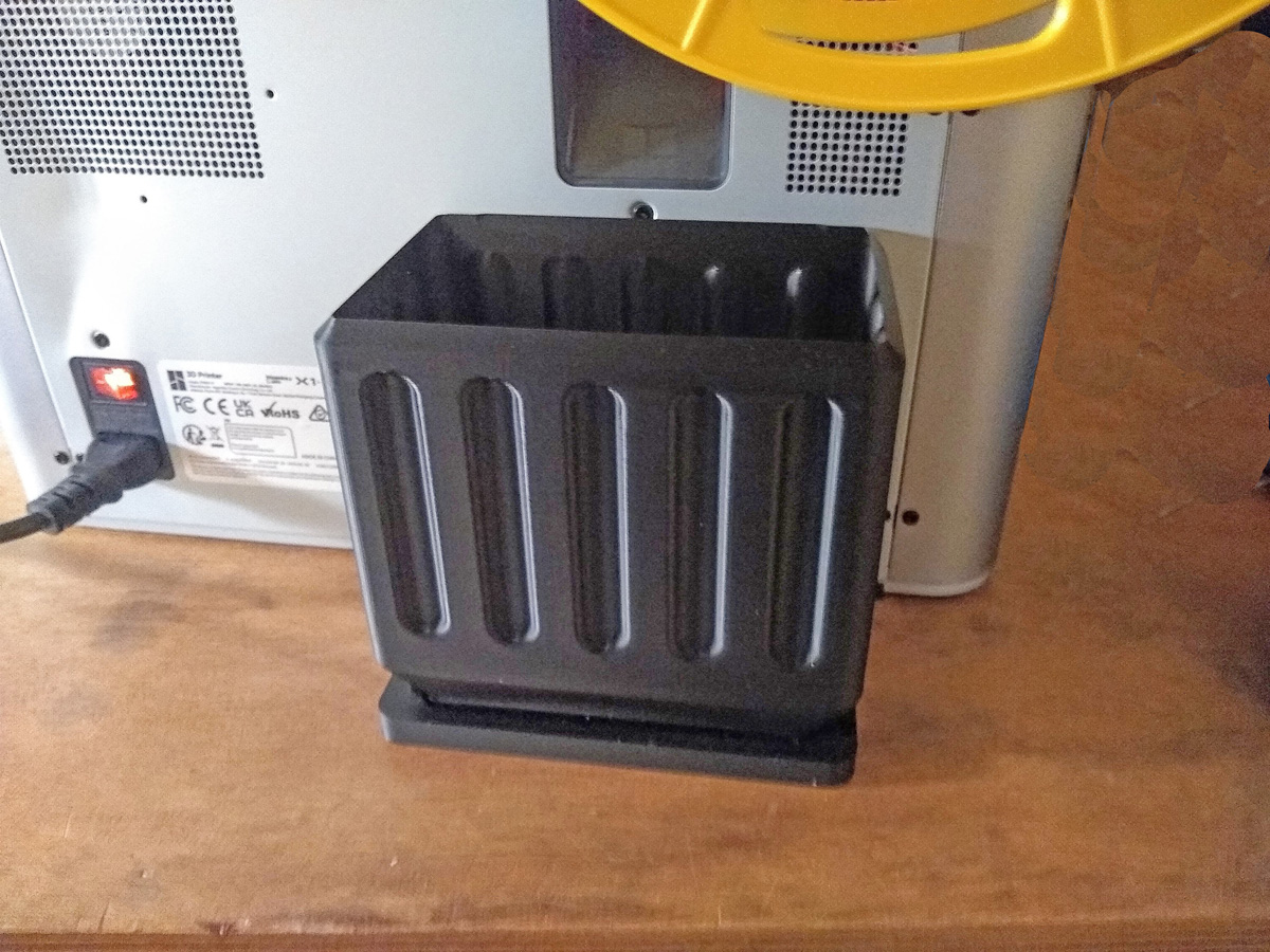 Bambu Lab X1 Purgebucket and holder