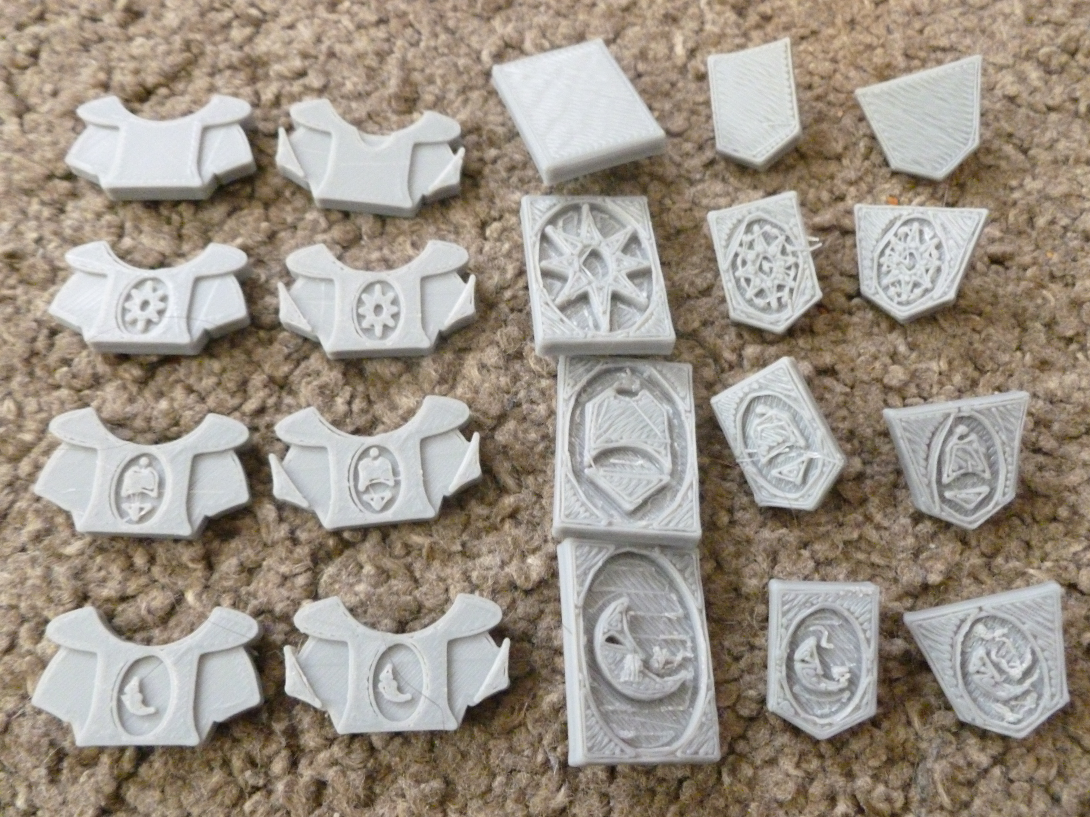 Dungeon Dolls: Shield & Armor with Insignias
