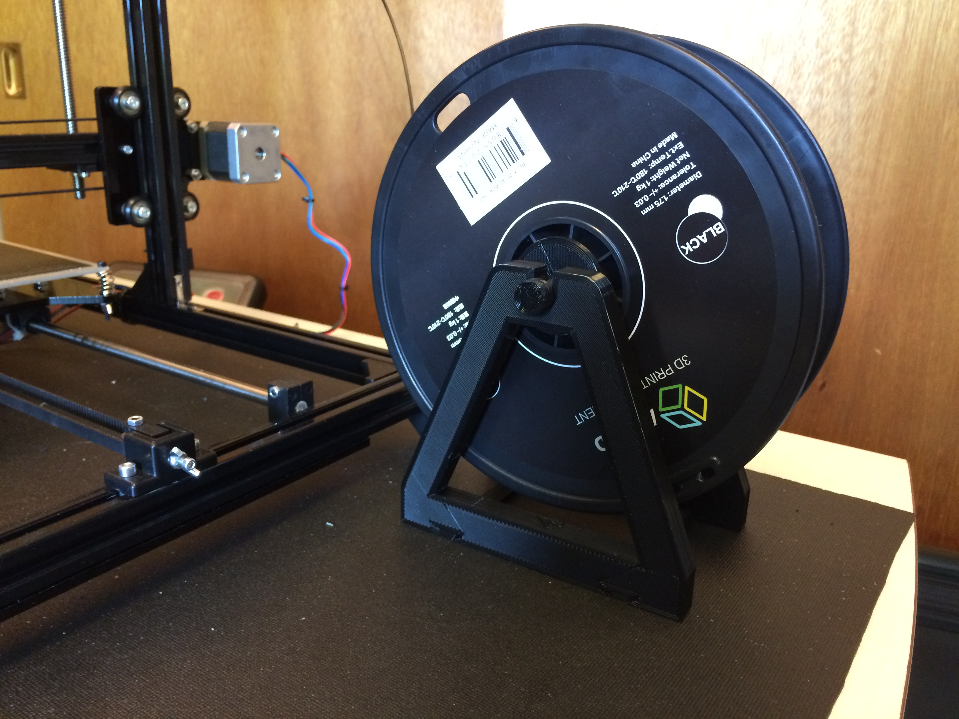 Freestanding Filament Roll Holder