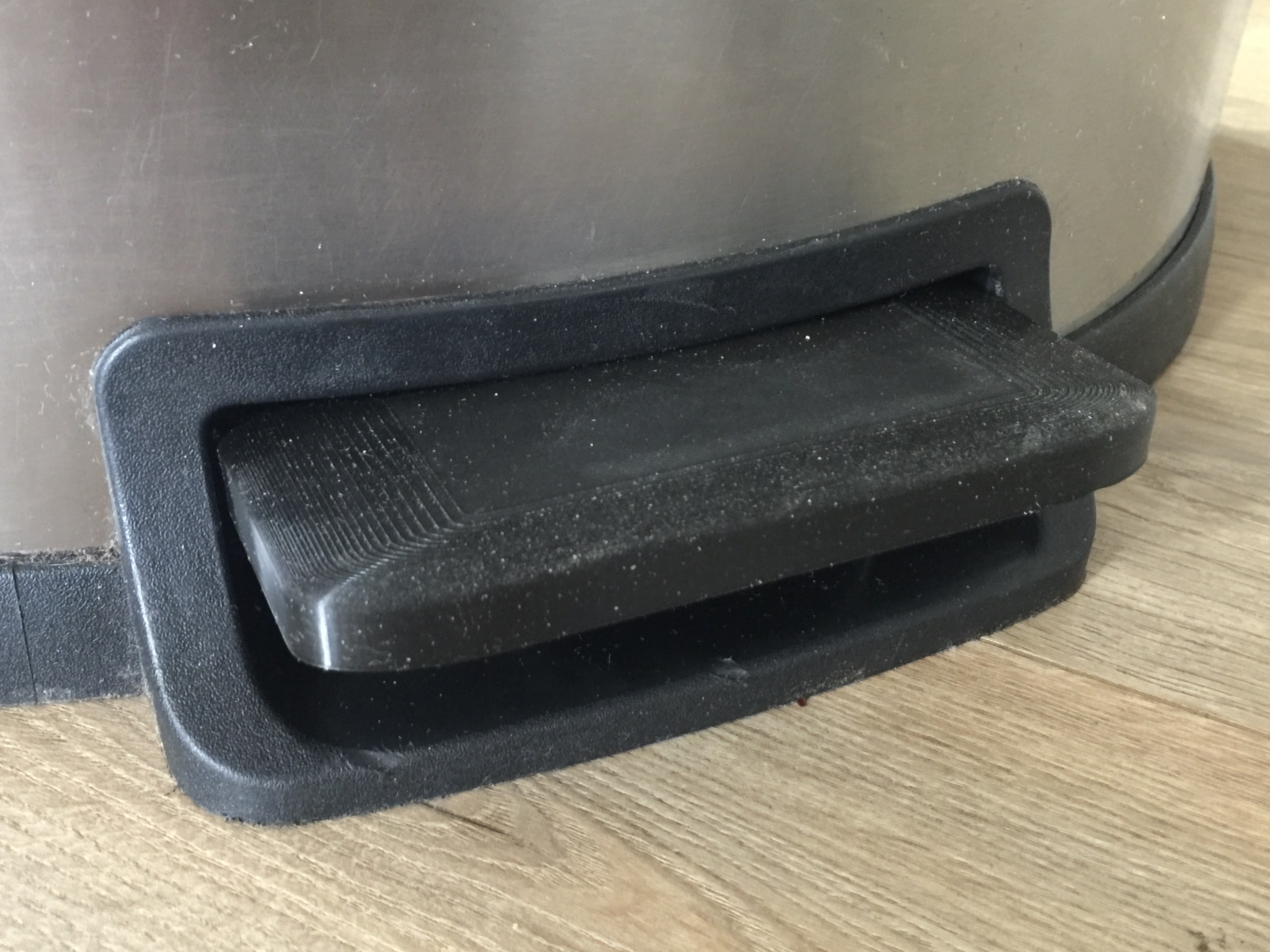 Trash Can Repair -Part 2 -Foot Pedal