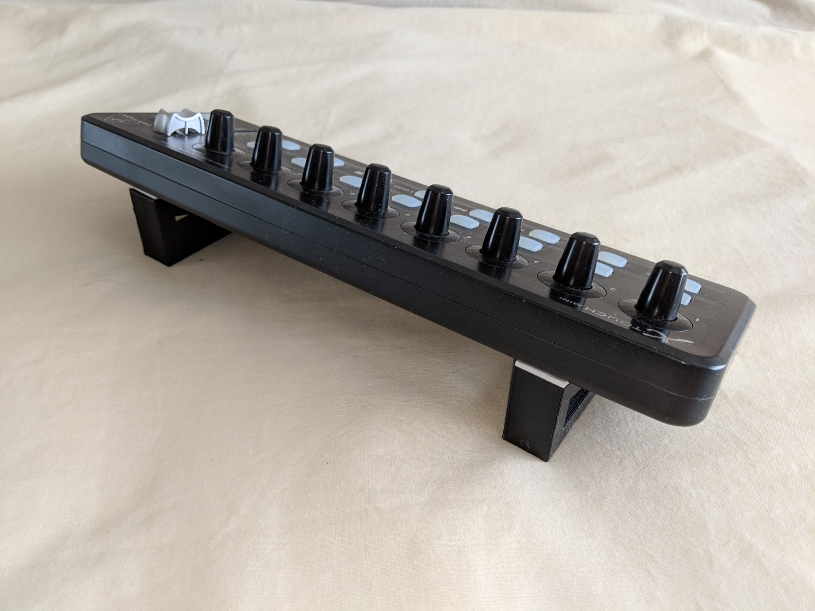 Stand for Behringer X-Touch Mini MIDI Controller