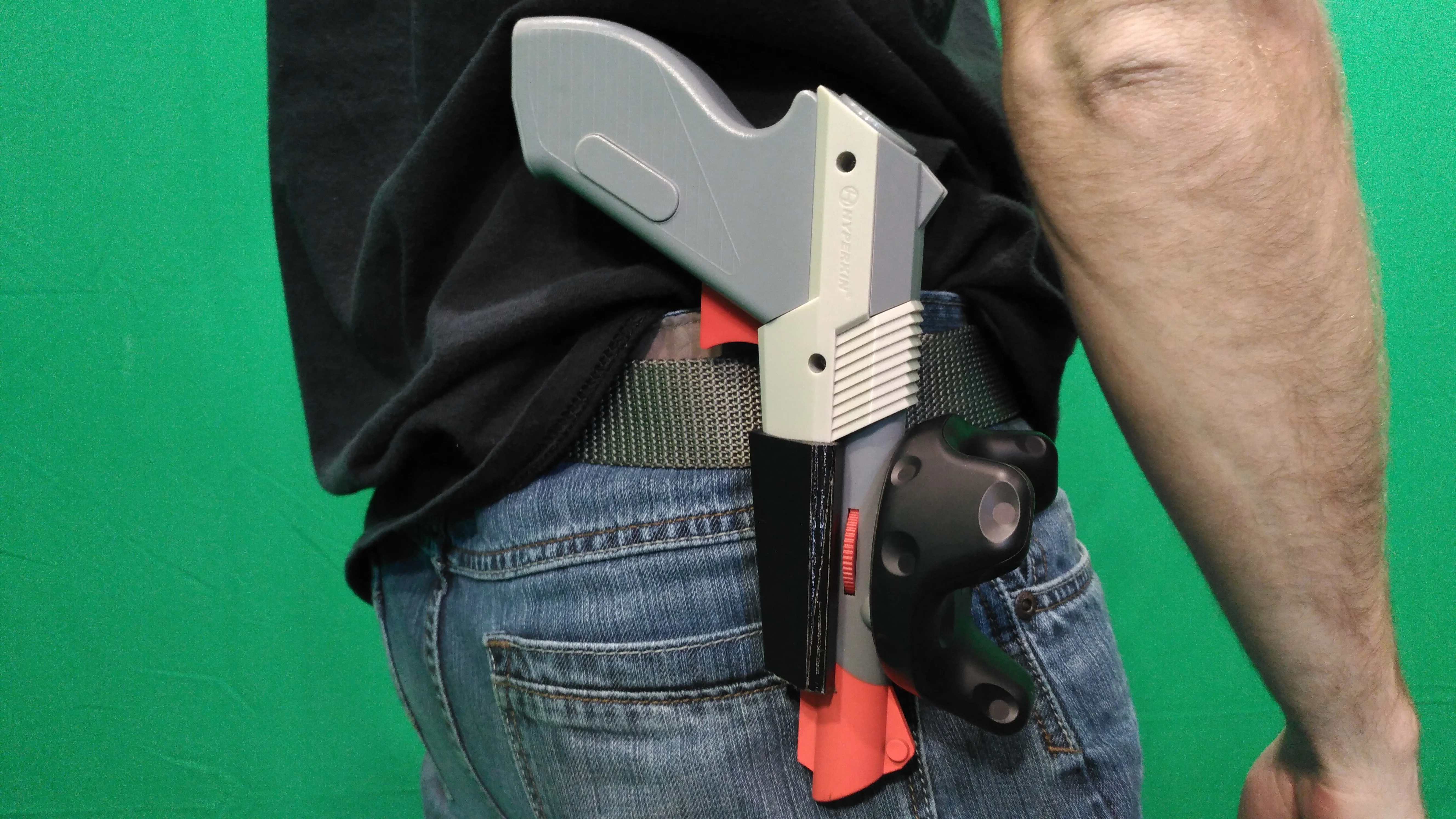 Hyperblaster Right Handed Draw OWB Holster for HTC Vive