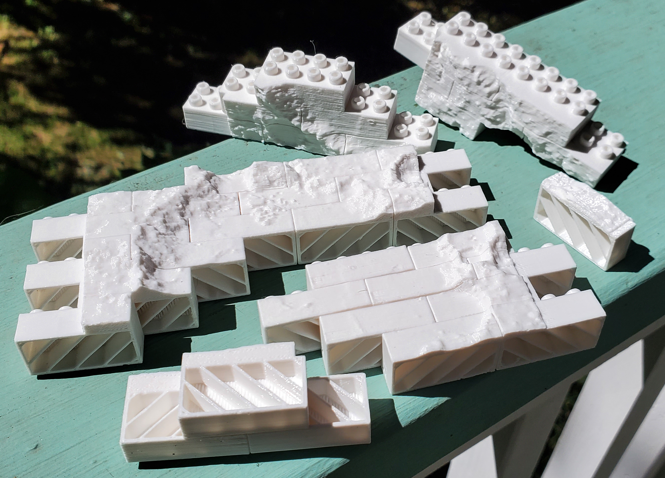 Montini NASA Mars Gusev Crater Wall Set (Lego Compatible)