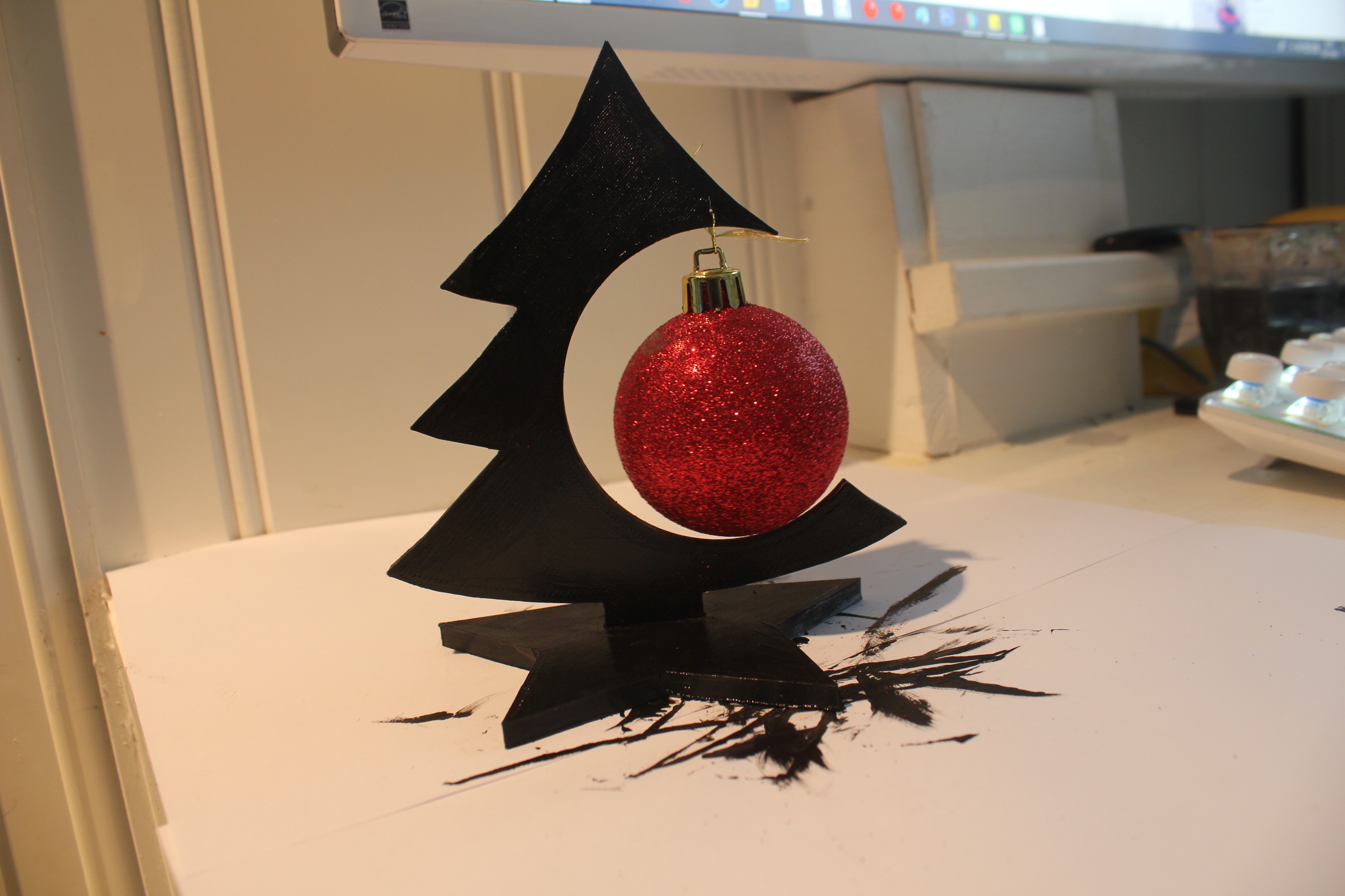 CHRISTMAS TREE