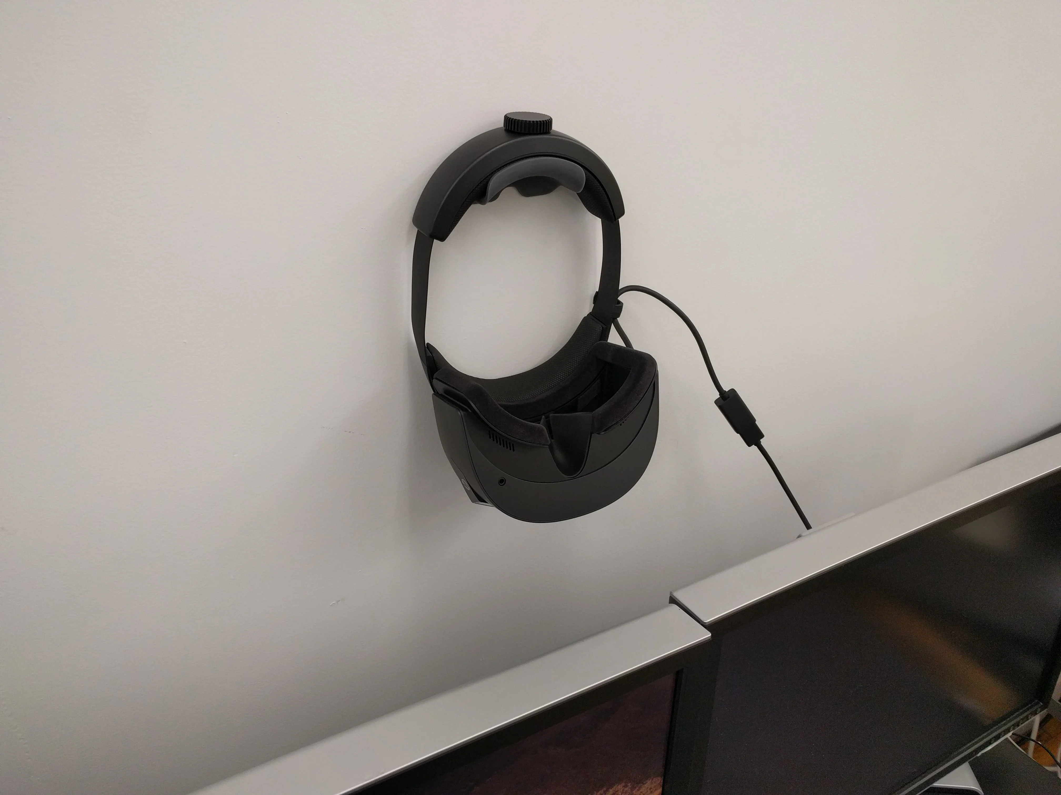 Mixed Reality Headset Wall Mount (Acer, HP, Lenovo...)