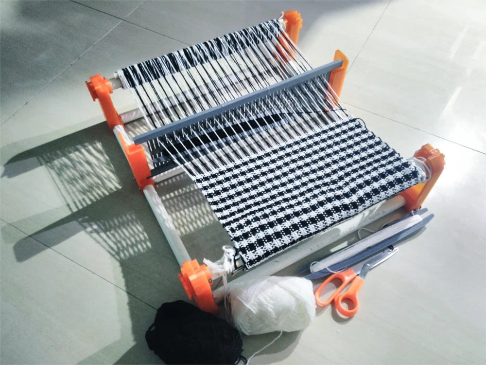 Rigid Heddle Loom