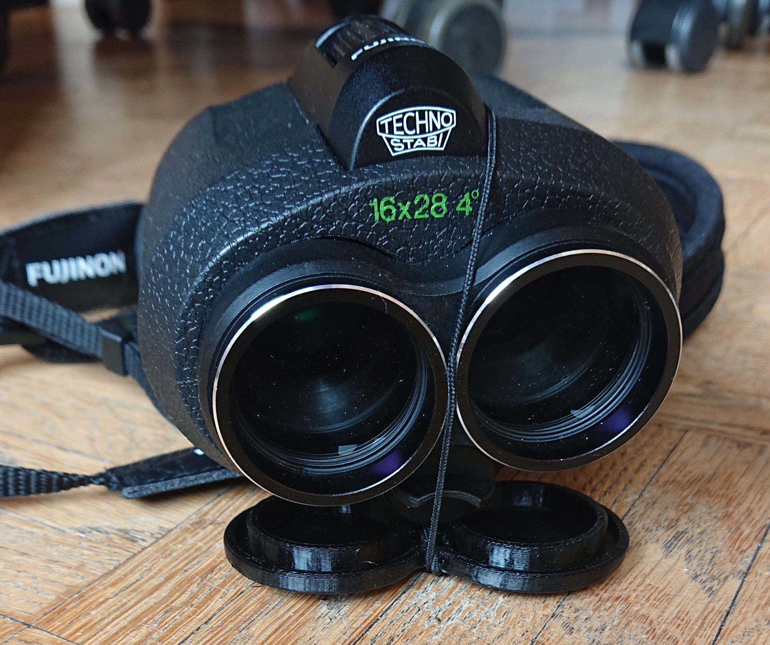 Binoculars cap : Fujinon Techno-Stabi